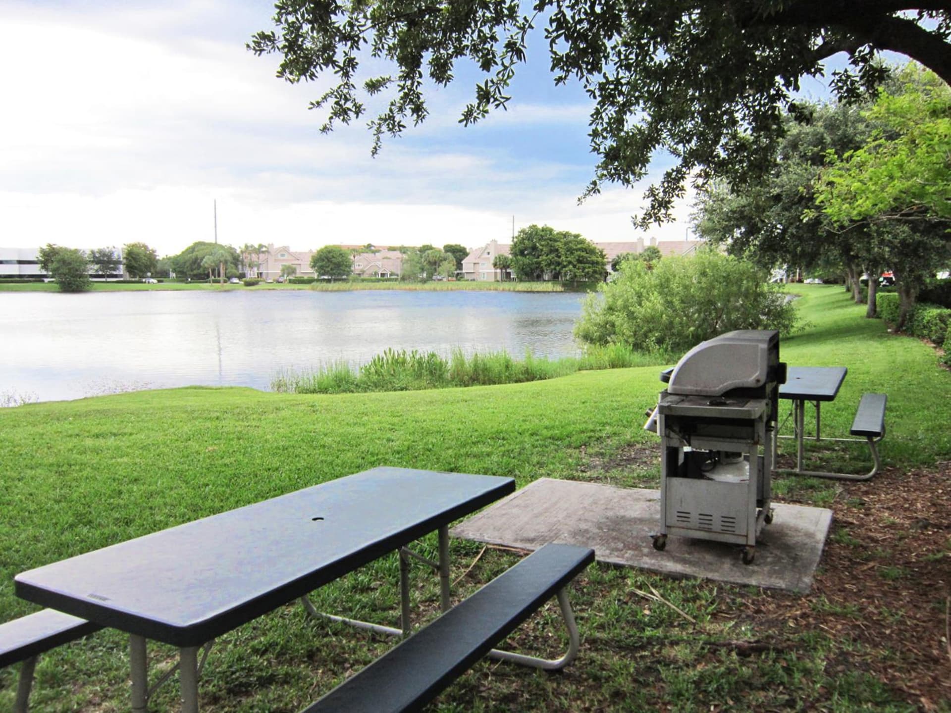 Extended Stay America Suites - Boca Raton - Commerce gallery photo in Boca Raton, FL — image 34