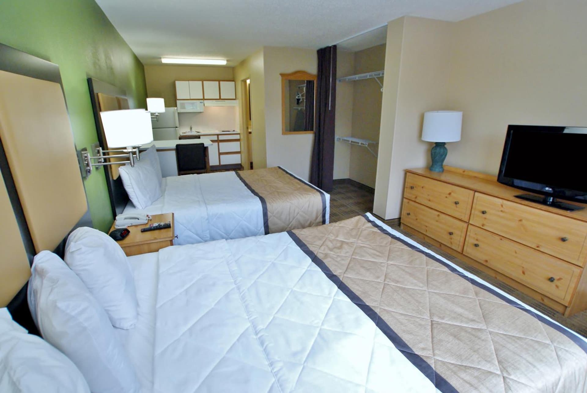 Extended Stay America Suites - Fort Lauderdale - Davie gallery photo in Davie, FL — image 36