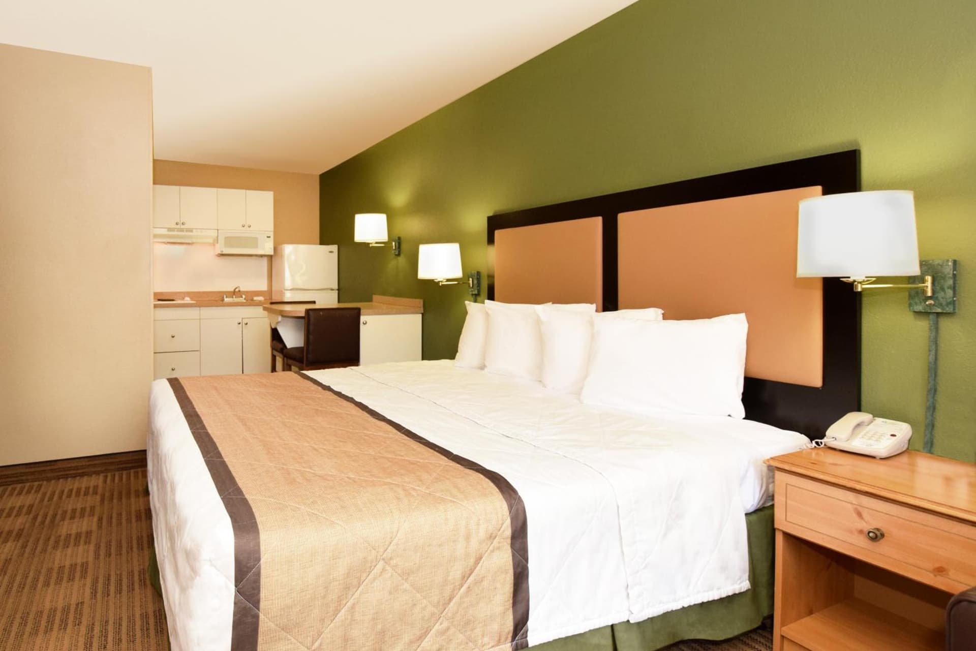 Extended Stay America Suites - Fort Lauderdale - Davie gallery photo in Davie, FL — image 33