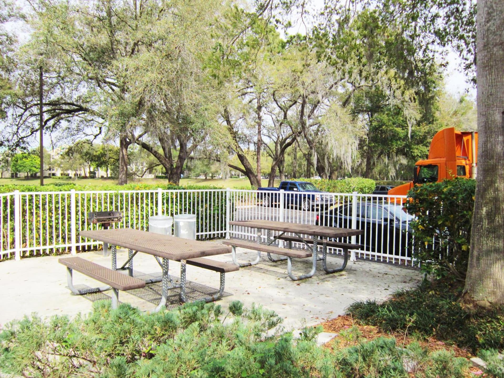 Extended Stay America Select Suites - Tampa - Brandon gallery photo in Brandon, FL — image 35