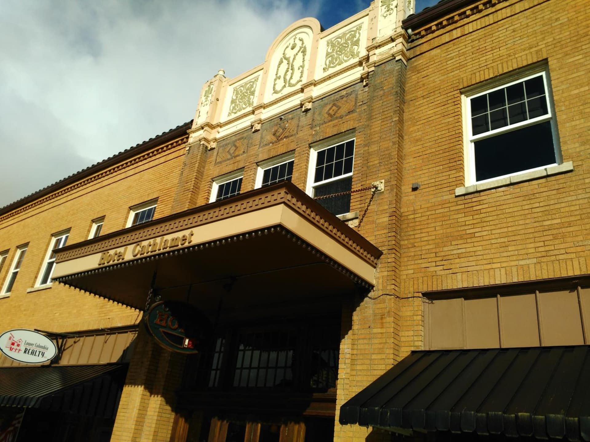 Hotel Cathlamet property views in Cathlamet, WA — gallery photo 3