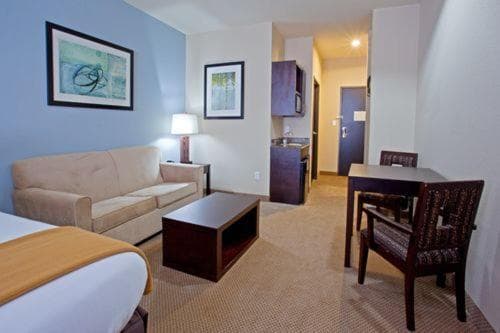 Holiday Inn Express Hotel & Suites Beaumont Northwest by IHG gallery photo in Beaumont, TX — image 13