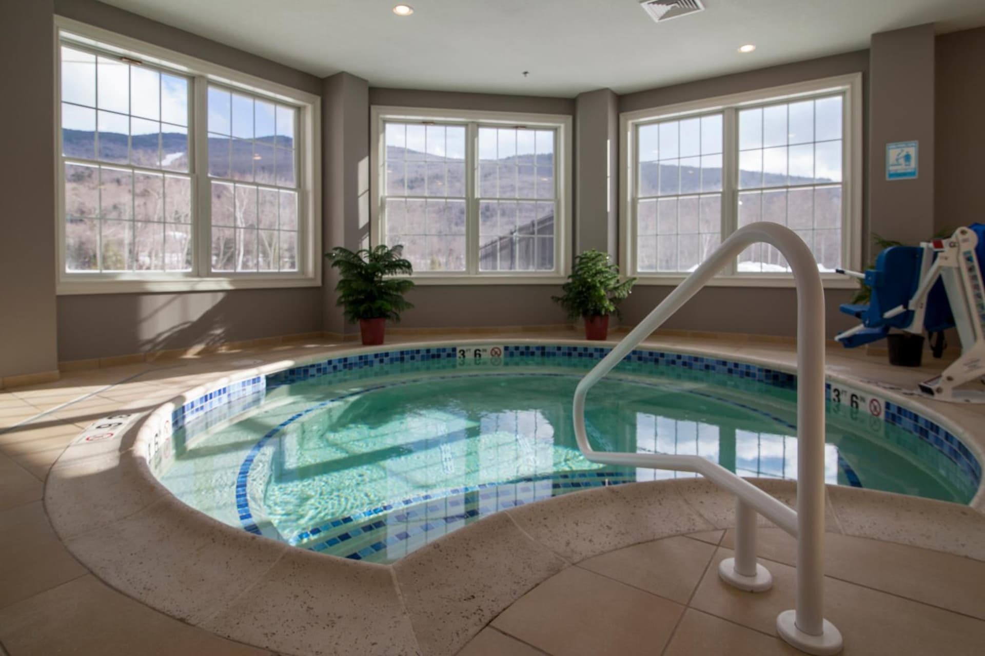 RiverWalk Resort at Loon Mountain gallery photo in Lincoln — image 26