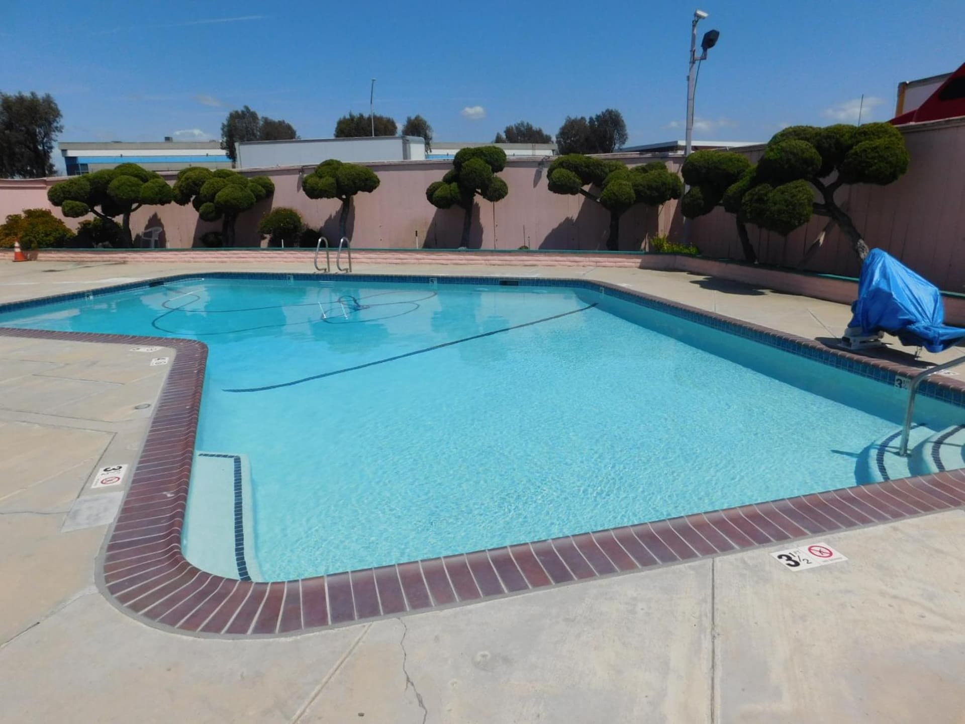 Inns of California Salinas gallery photo in Salinas, CA — image 4