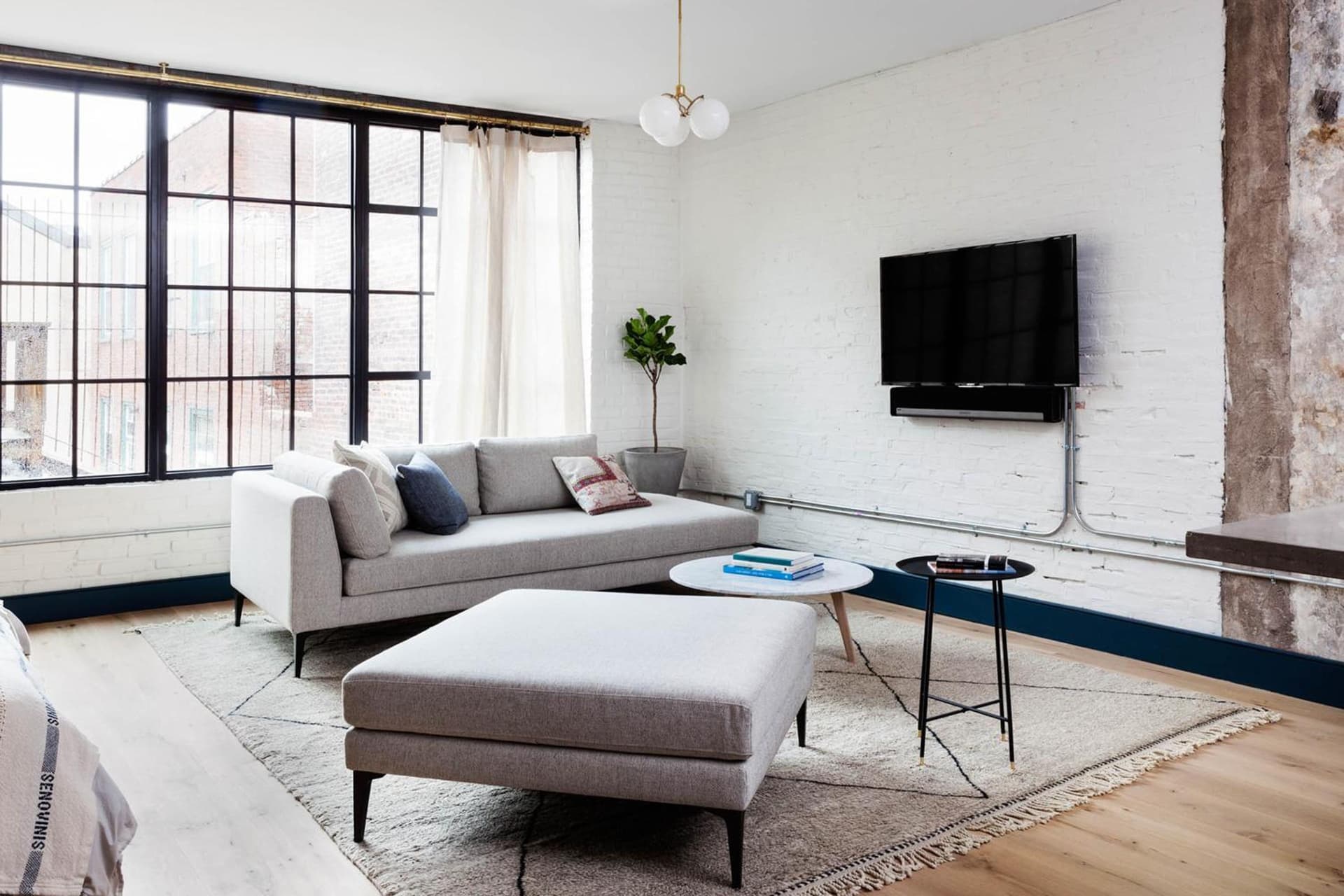 Lokal Hotel Old City property views in Philadelphia, PA — gallery photo 3