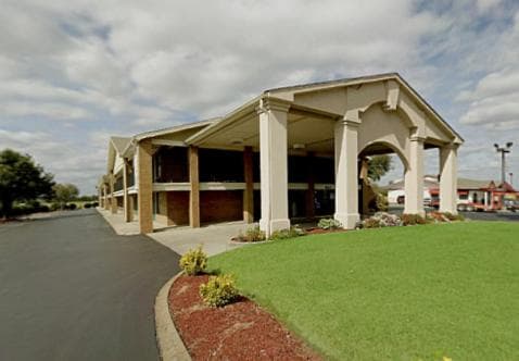 Americas Best Value Inn & Suites in Murfreesboro property views in Murfreesboro, TN — gallery photo 3