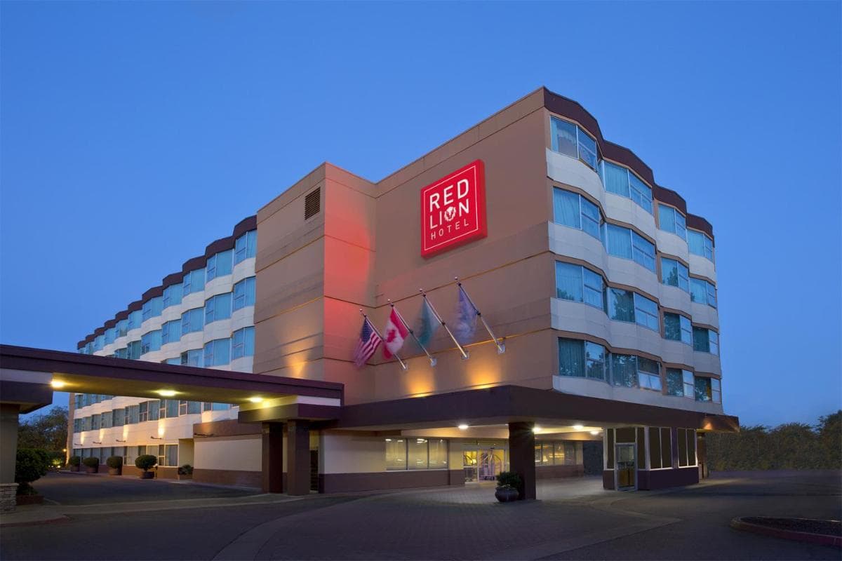 Red Lion Hotel Seattle Airport featured exterior or lobby in SeaTac, WA — similar hotel
