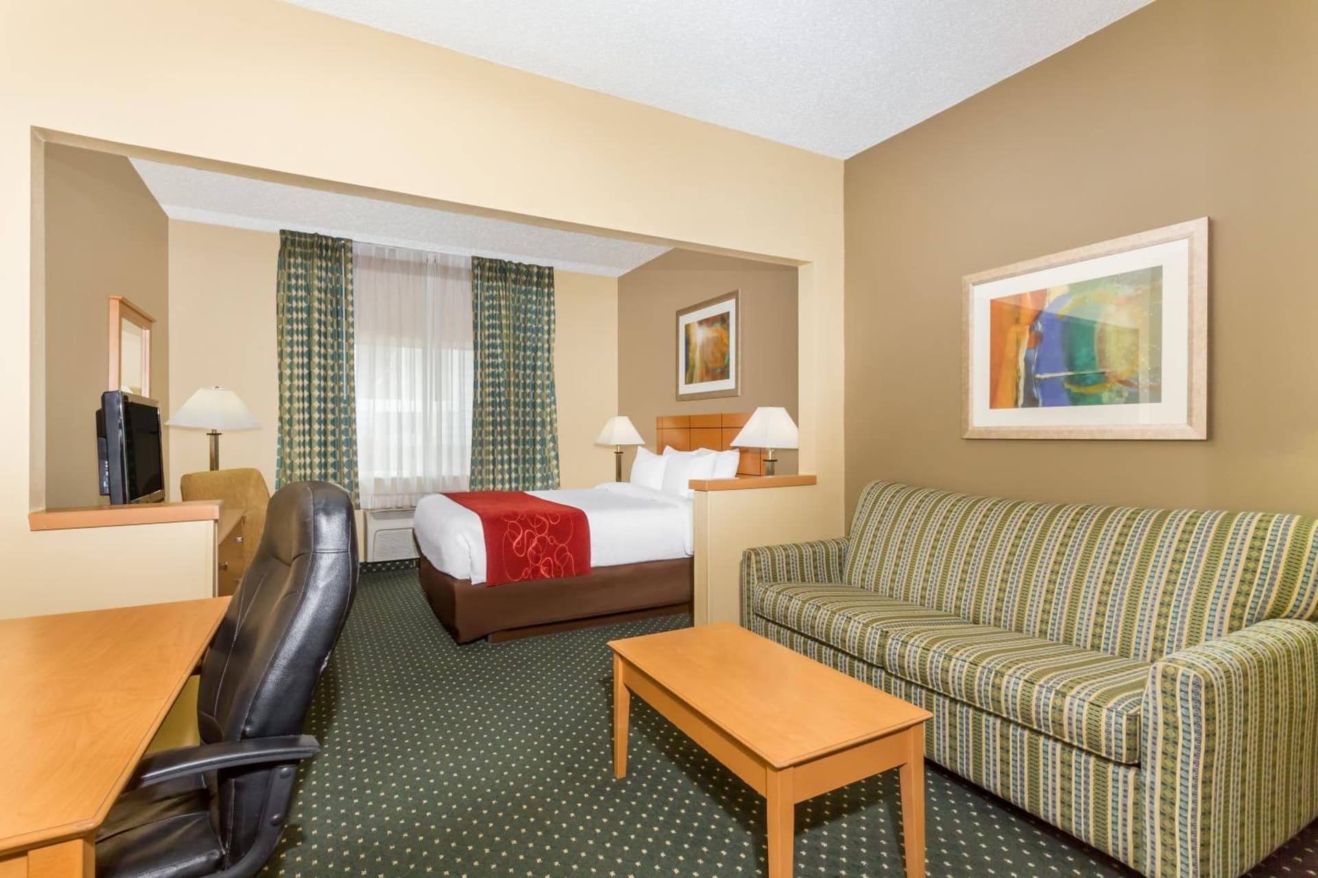 Baymont by Wyndham Billings interior in Billings, MT — gallery photo 2