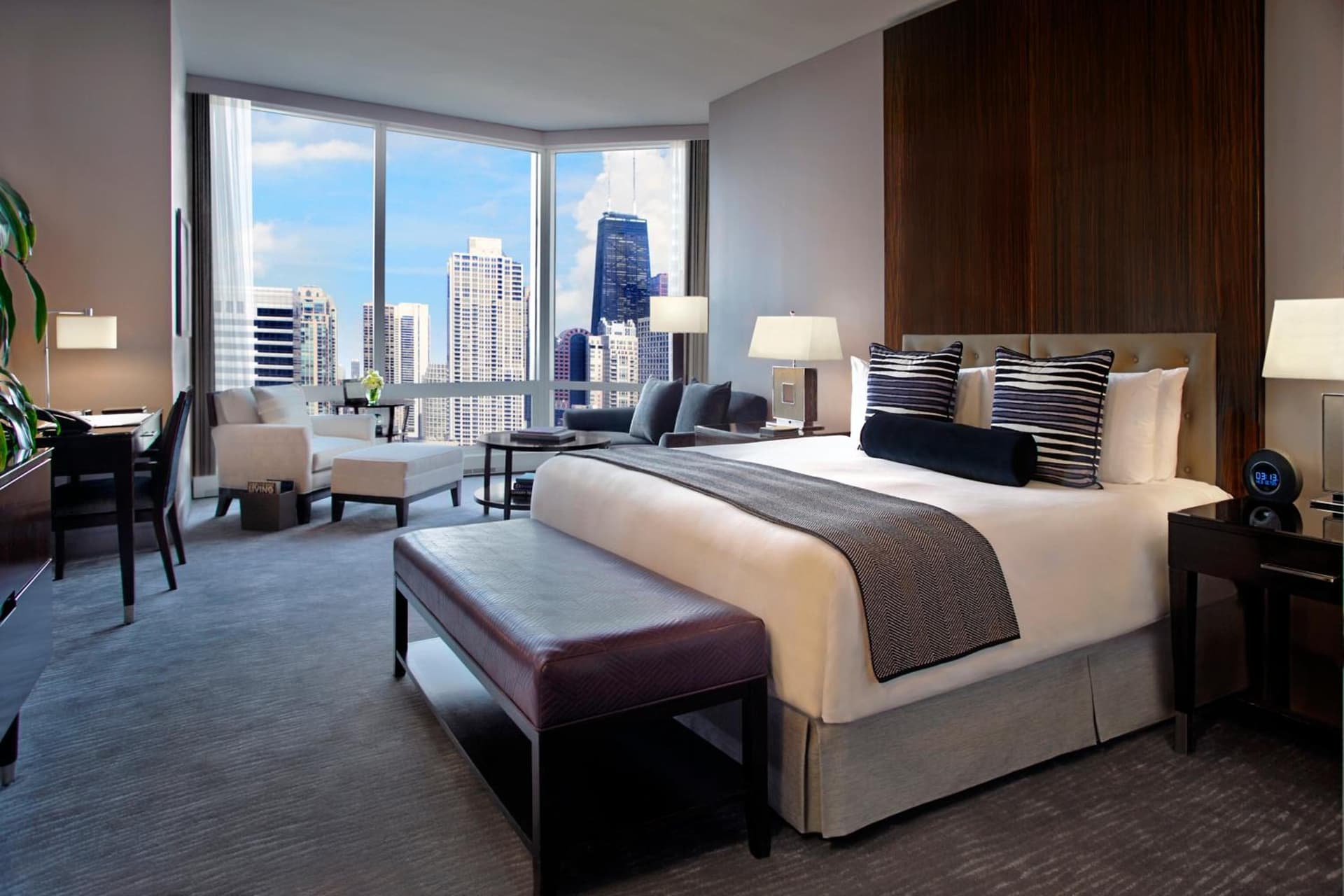 Trump International Hotel & Tower Chicago gallery photo in Chicago, IL — image 11