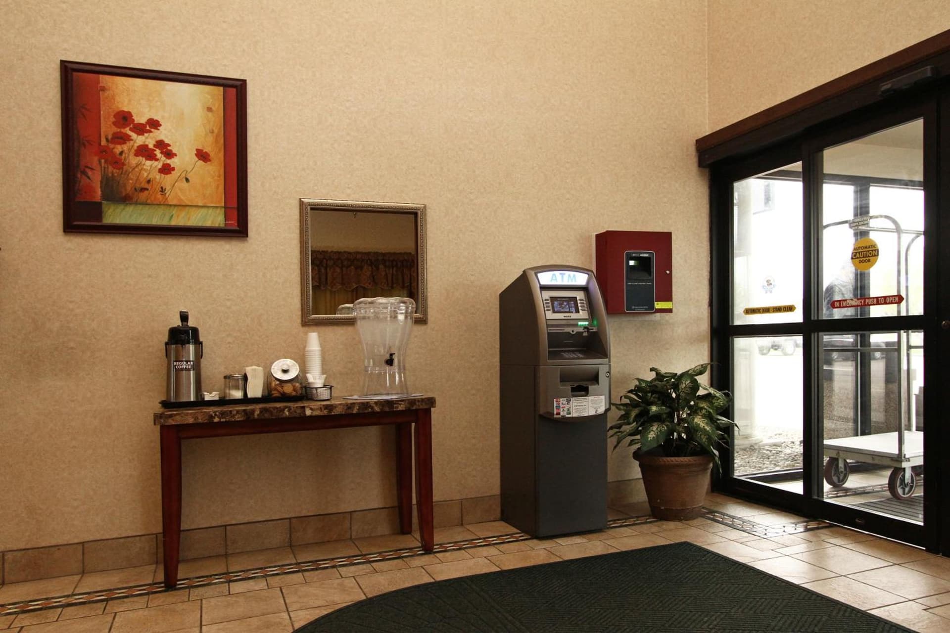 New Victorian Inn - Sioux City gallery photo in Sioux City, IA — image 5
