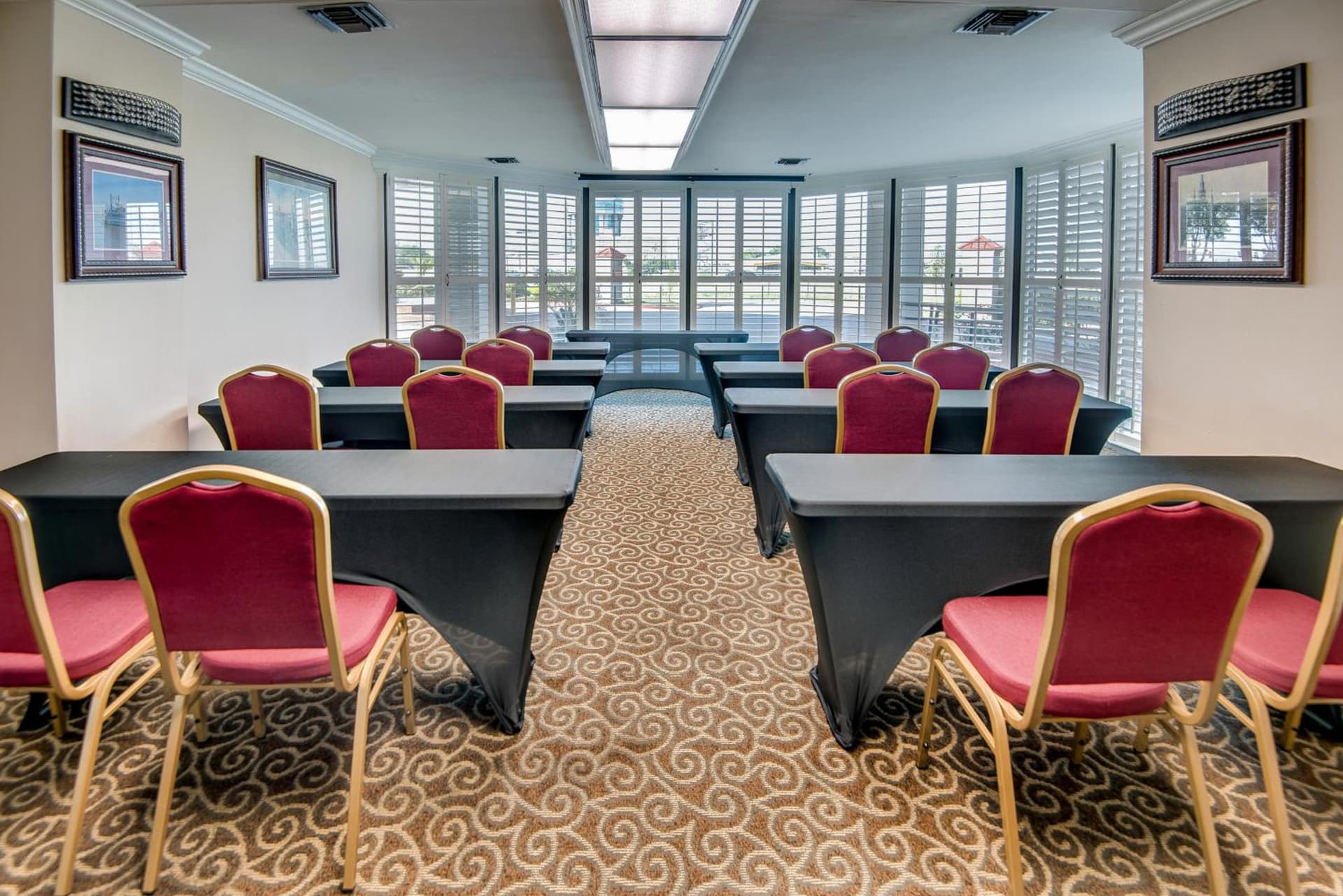 Ramada by Wyndham Metairie New Orleans Airport gallery photo in Metairie, LA — image 26