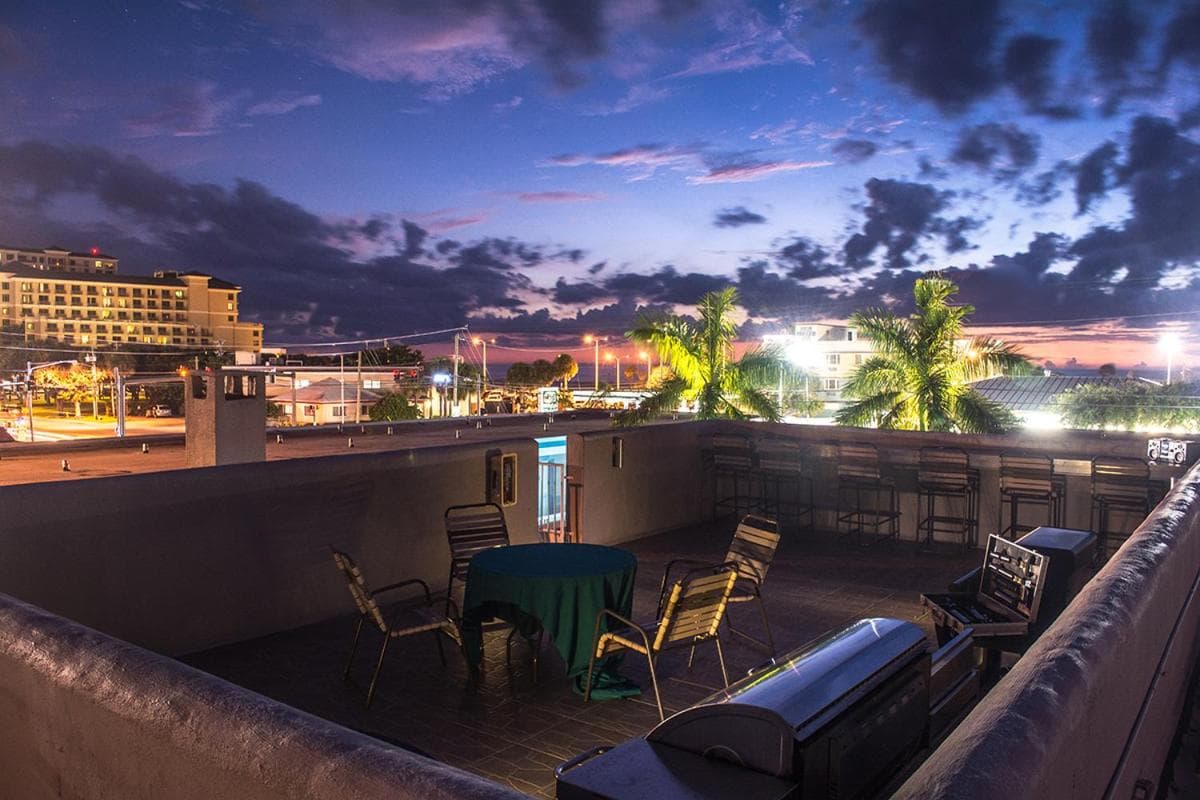 Camelot Beach Suites property views in Clearwater Beach, FL — gallery photo 3