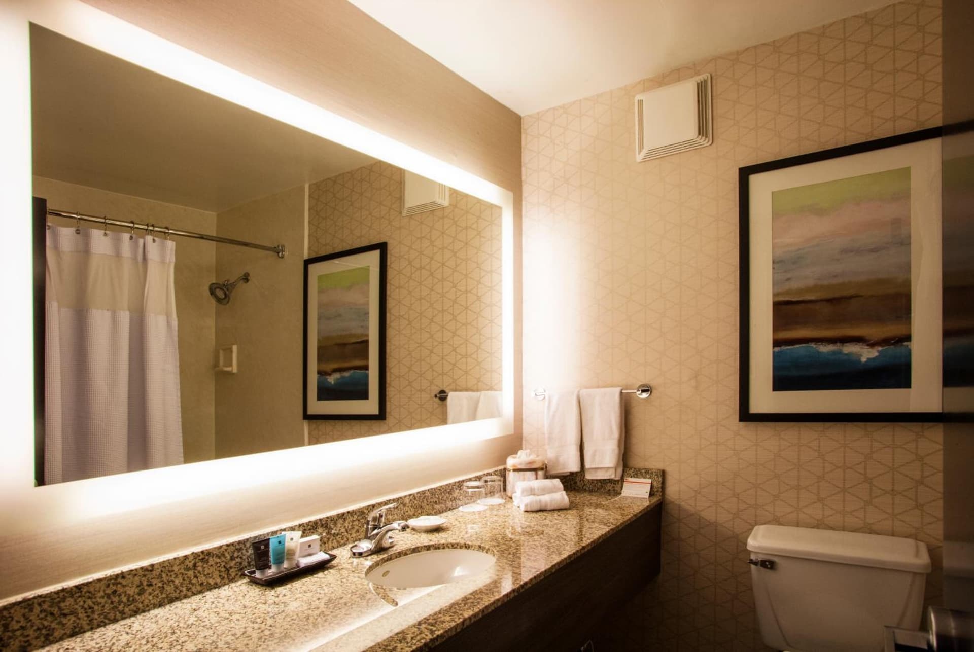 Crowne Plaza Silicon Valley North - Union City by IHG gallery photo in Union City, CA — image 22