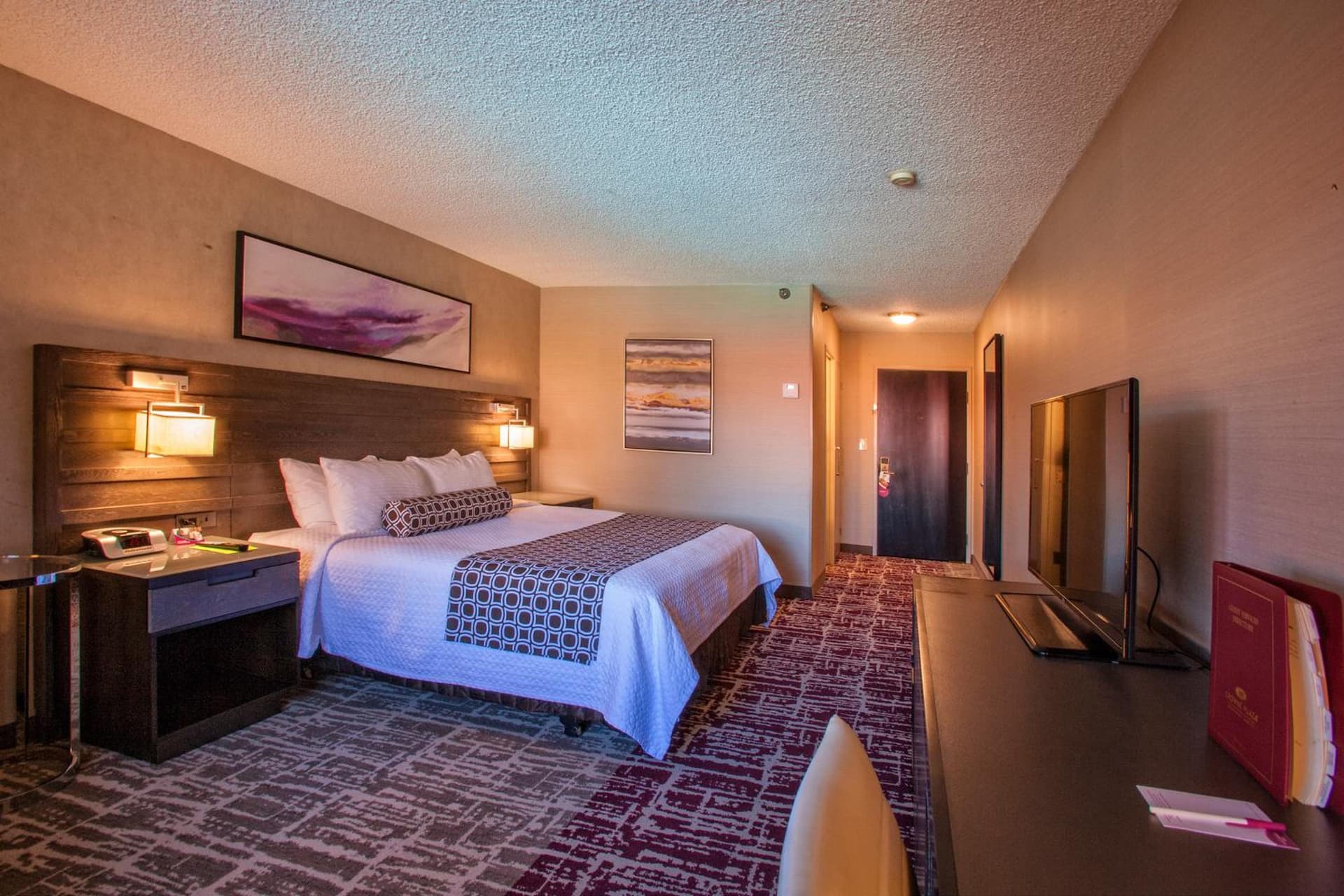 Crowne Plaza Silicon Valley North - Union City by IHG property views in Union City, CA — gallery photo 3
