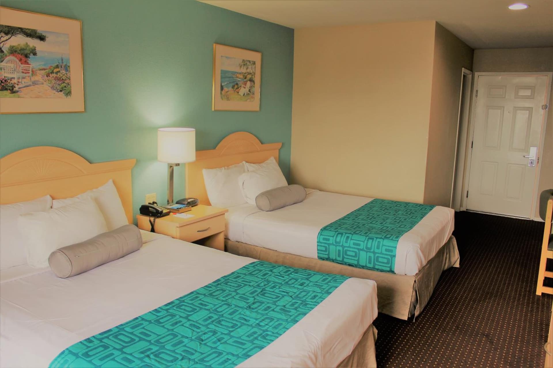 Howard Johnson by Wyndham Santa Cruz gallery photo in Santa Cruz, CA — image 15