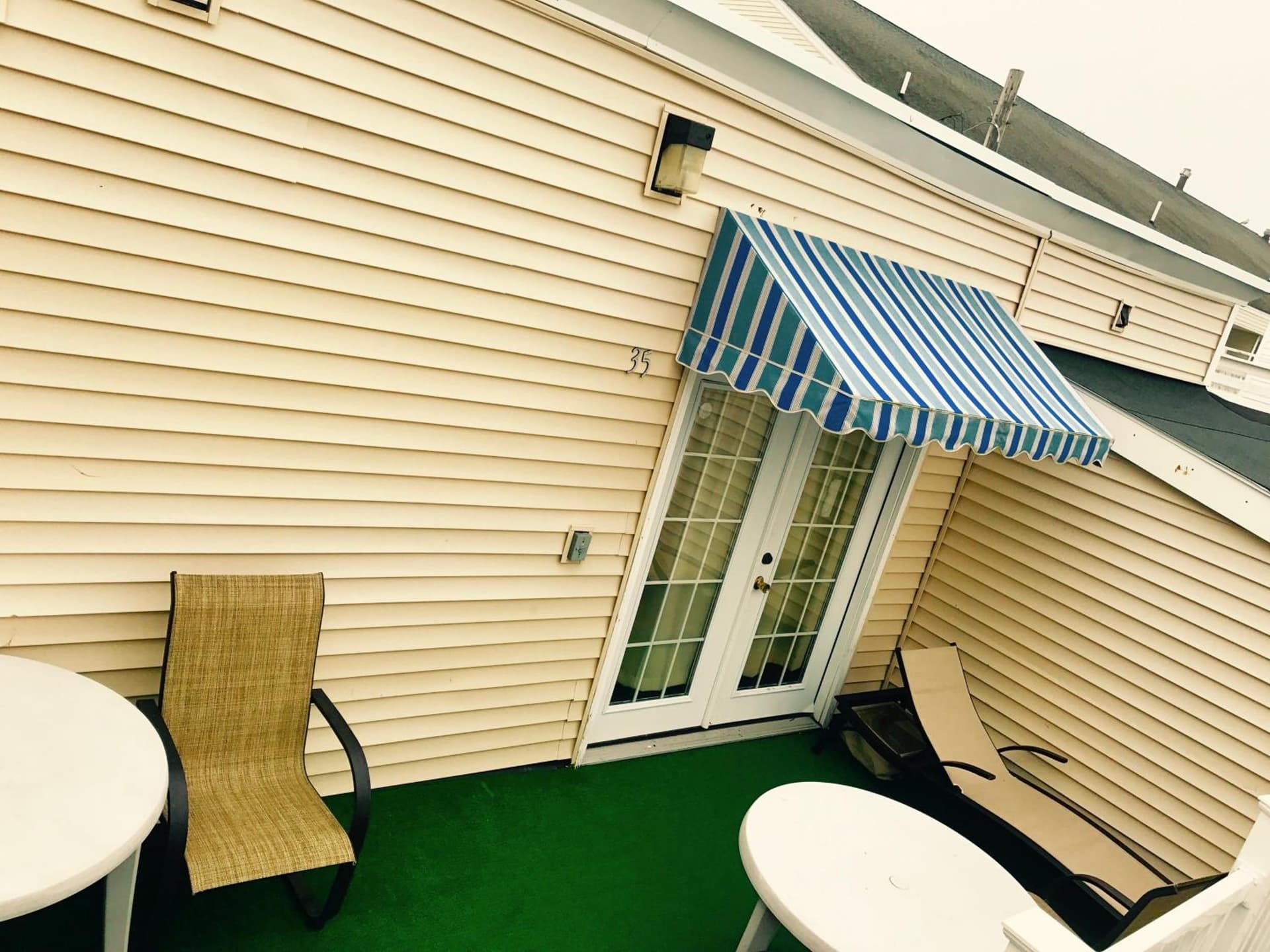 The Moulton Hotel property views in Hampton, NH — gallery photo 3