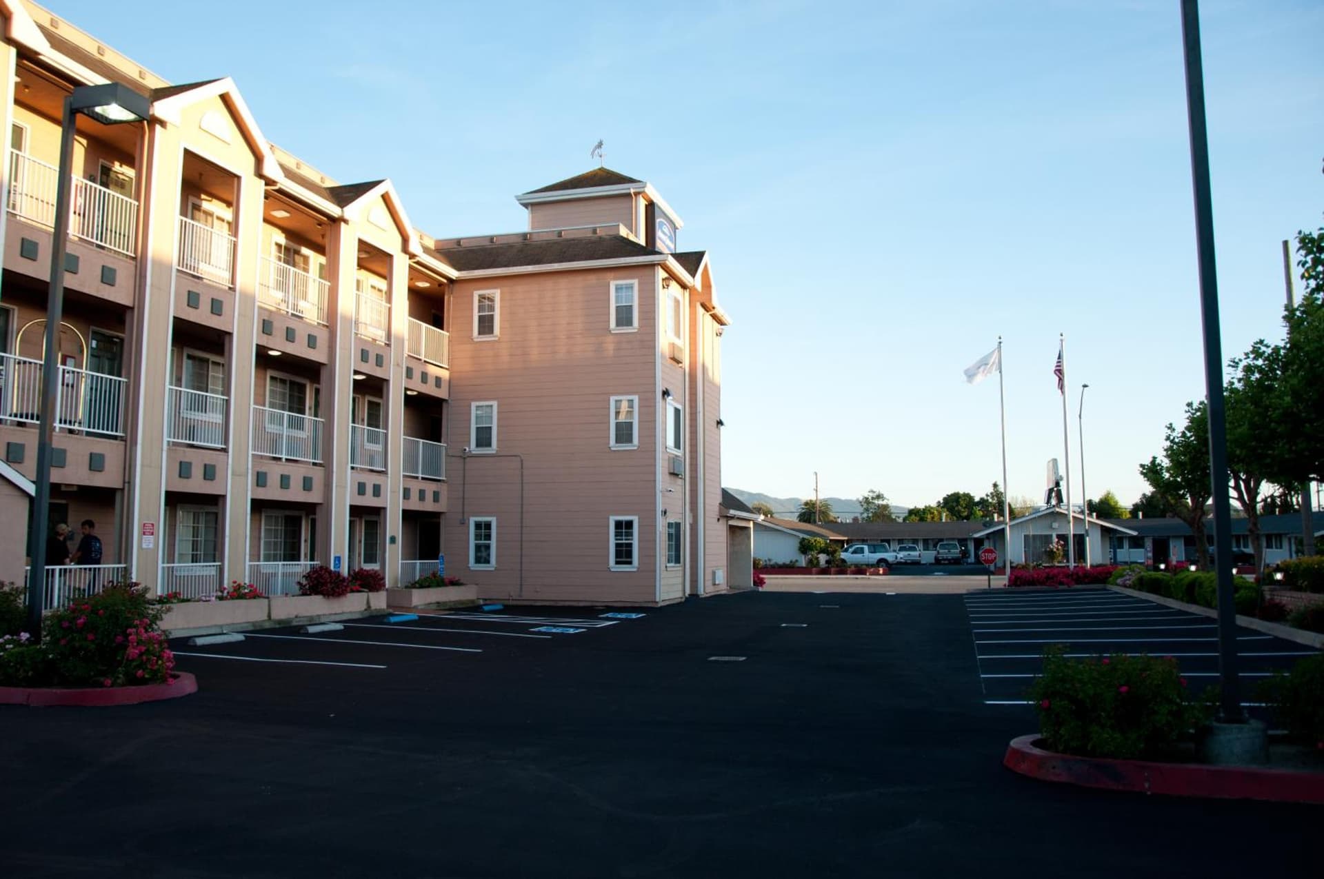 Howard Johnson by Wyndham Salinas gallery photo in Salinas, CA — image 104