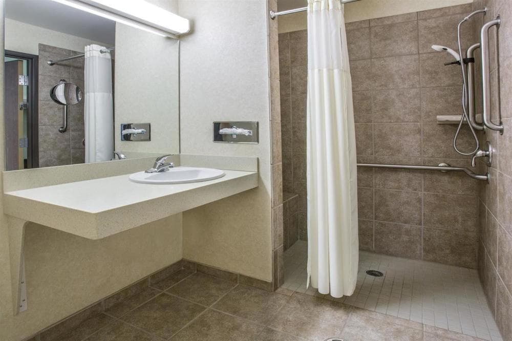 Days Inn by Wyndham Manitou Springs gallery photo in Manitou Springs, CO — image 18
