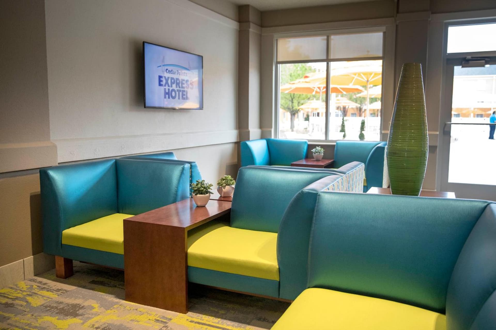 Cedar Point's Express Hotel gallery photo in Sandusky, OH — image 14