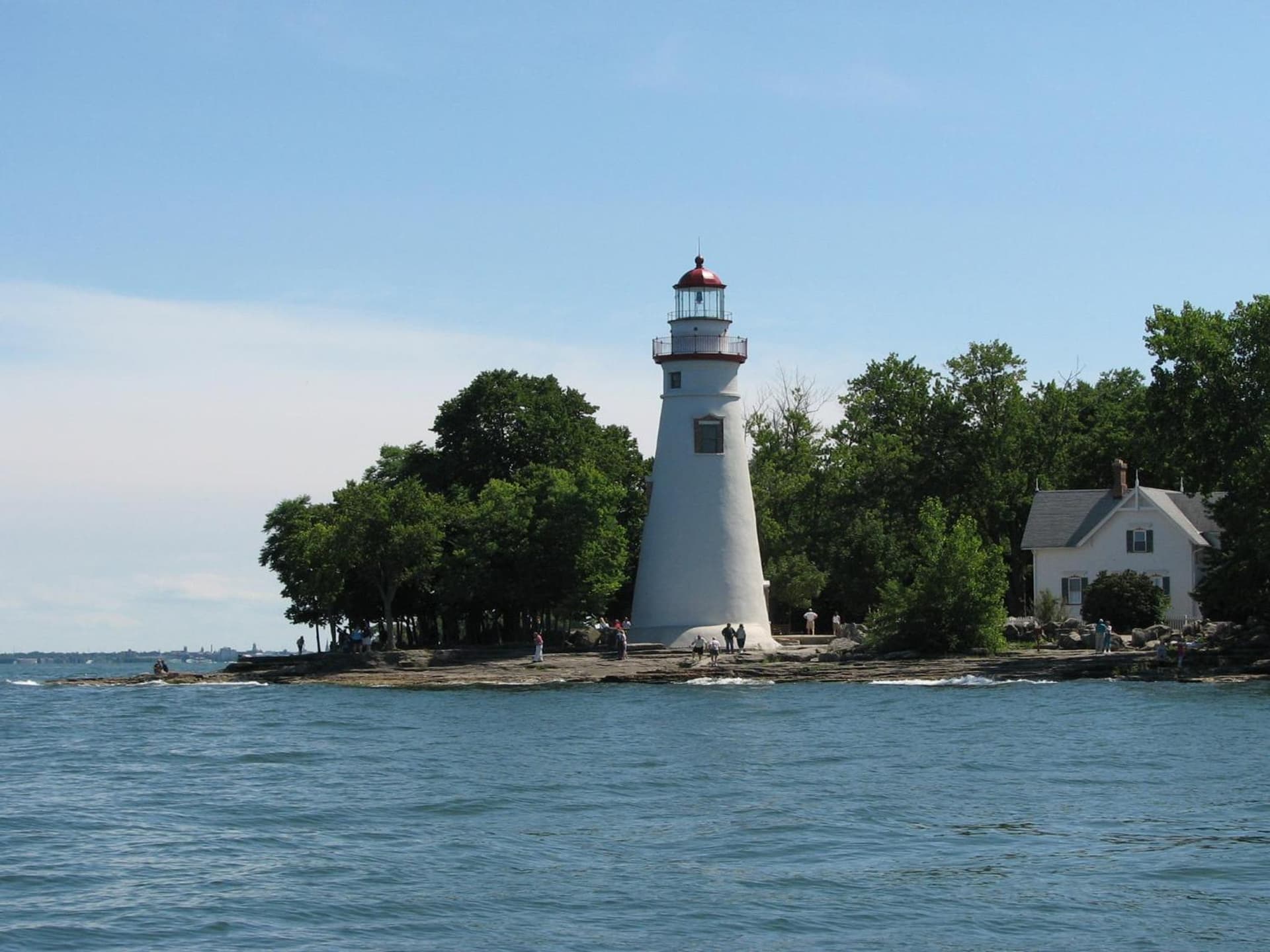 South Beach Resort Hotel gallery photo in Marblehead, OH — image 24
