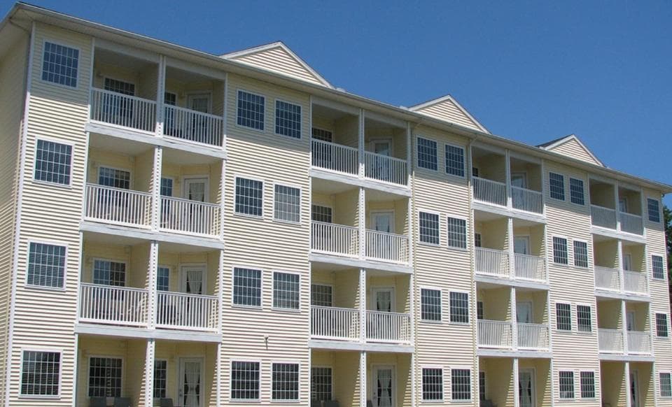 South Beach Resort Hotel gallery photo in Marblehead, OH — image 13
