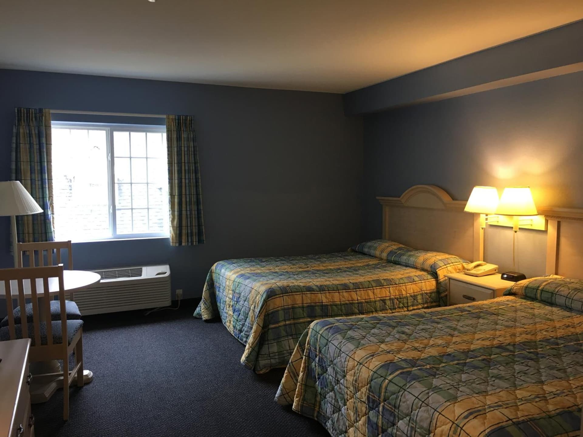 South Beach Resort Hotel gallery photo in Marblehead, OH — image 5