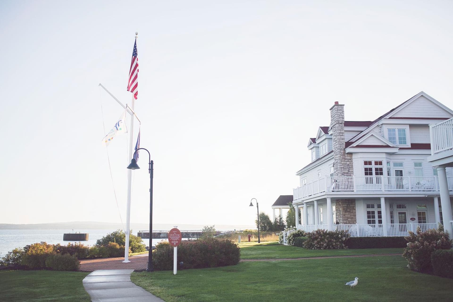 Cottages at Bay Harbor interior in Petoskey, MI — gallery photo 2