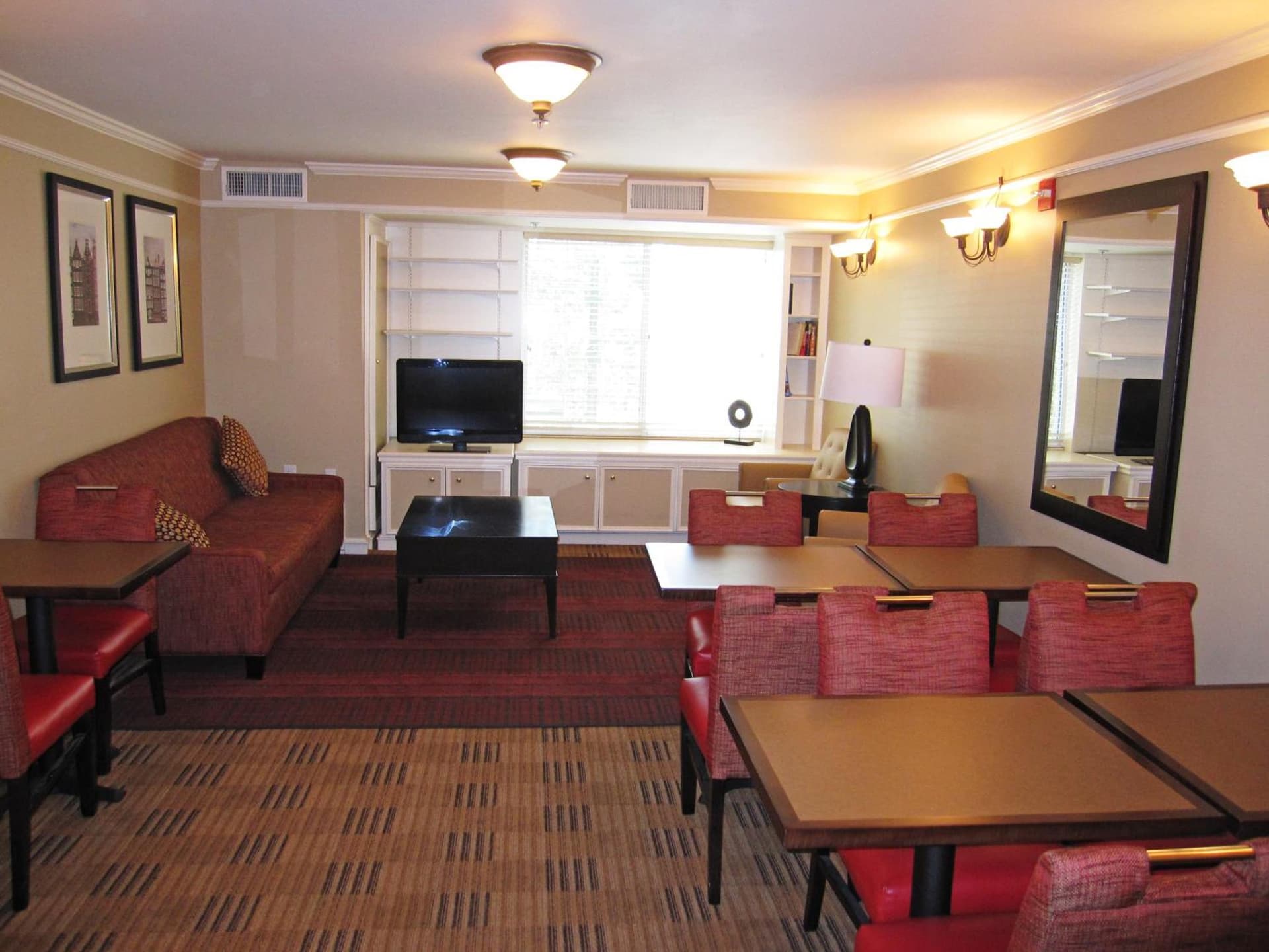 Extended Stay America Suites - San Francisco - San Carlos property views in San Carlos, CA — gallery photo 3