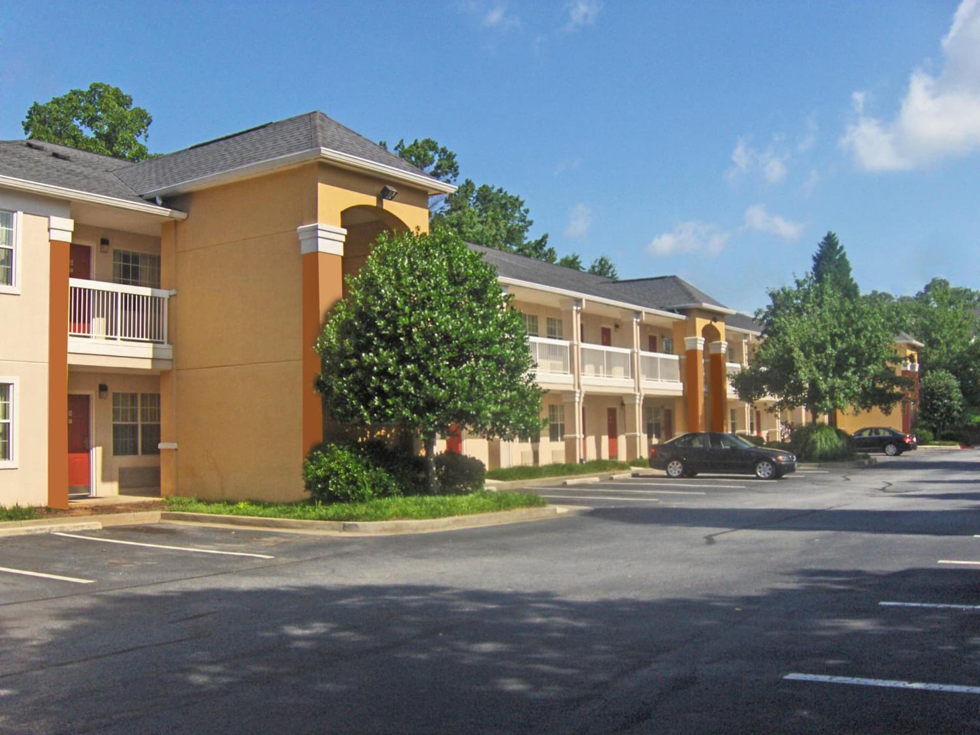 Extended Stay America Select Suites - Atlanta - Cumberland Mall featured exterior or lobby in Atlanta, GA — similar hotel