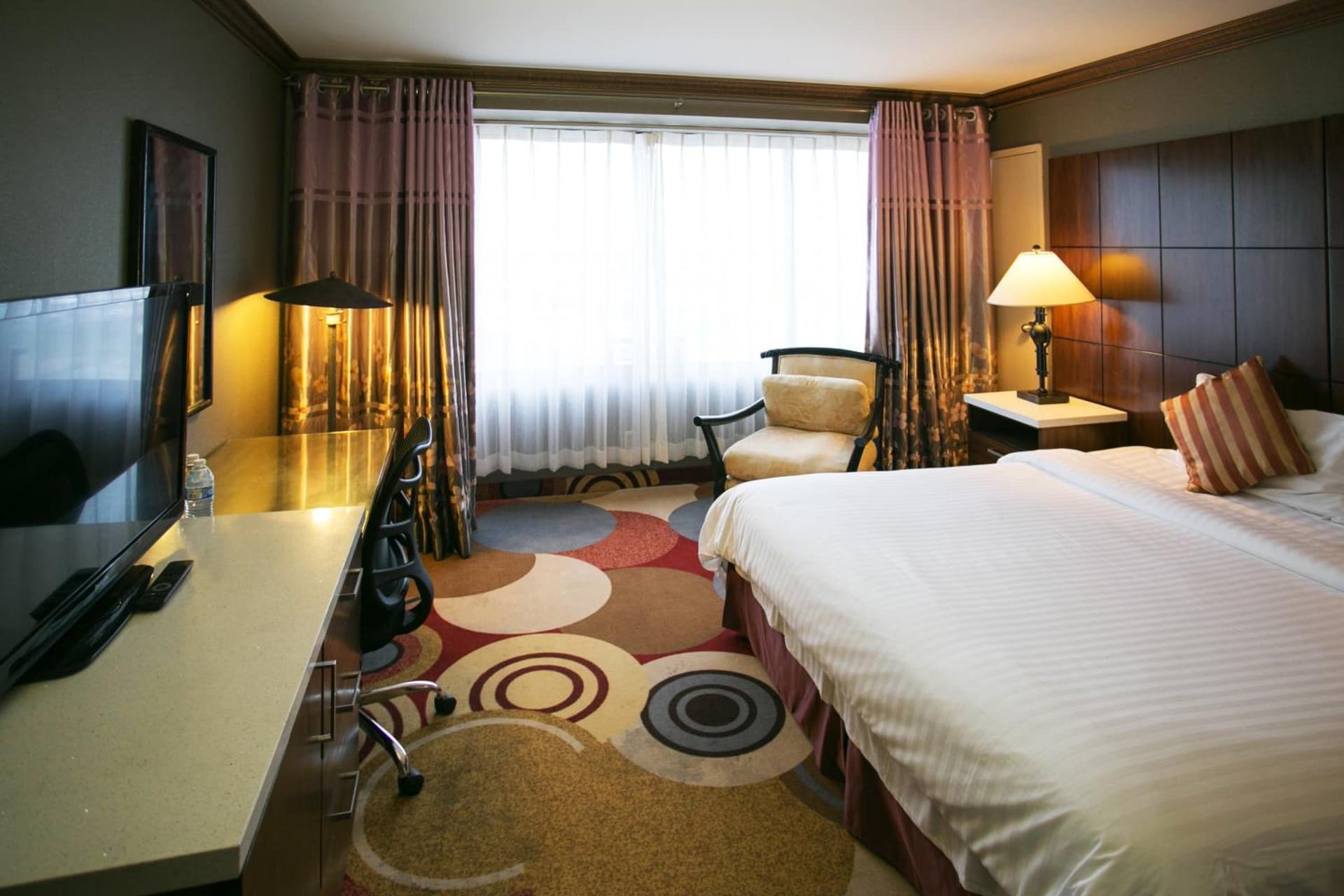 LA Crystal Hotel -Los Angeles-Long Beach Area gallery photo in Carson, CA — image 54