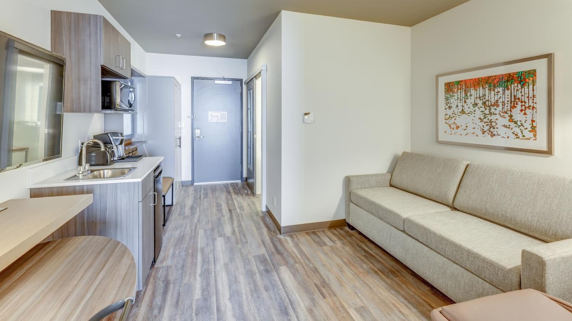 Holiday Inn & Suites Bellingham by IHG property views in Bellingham, WA — gallery photo 3