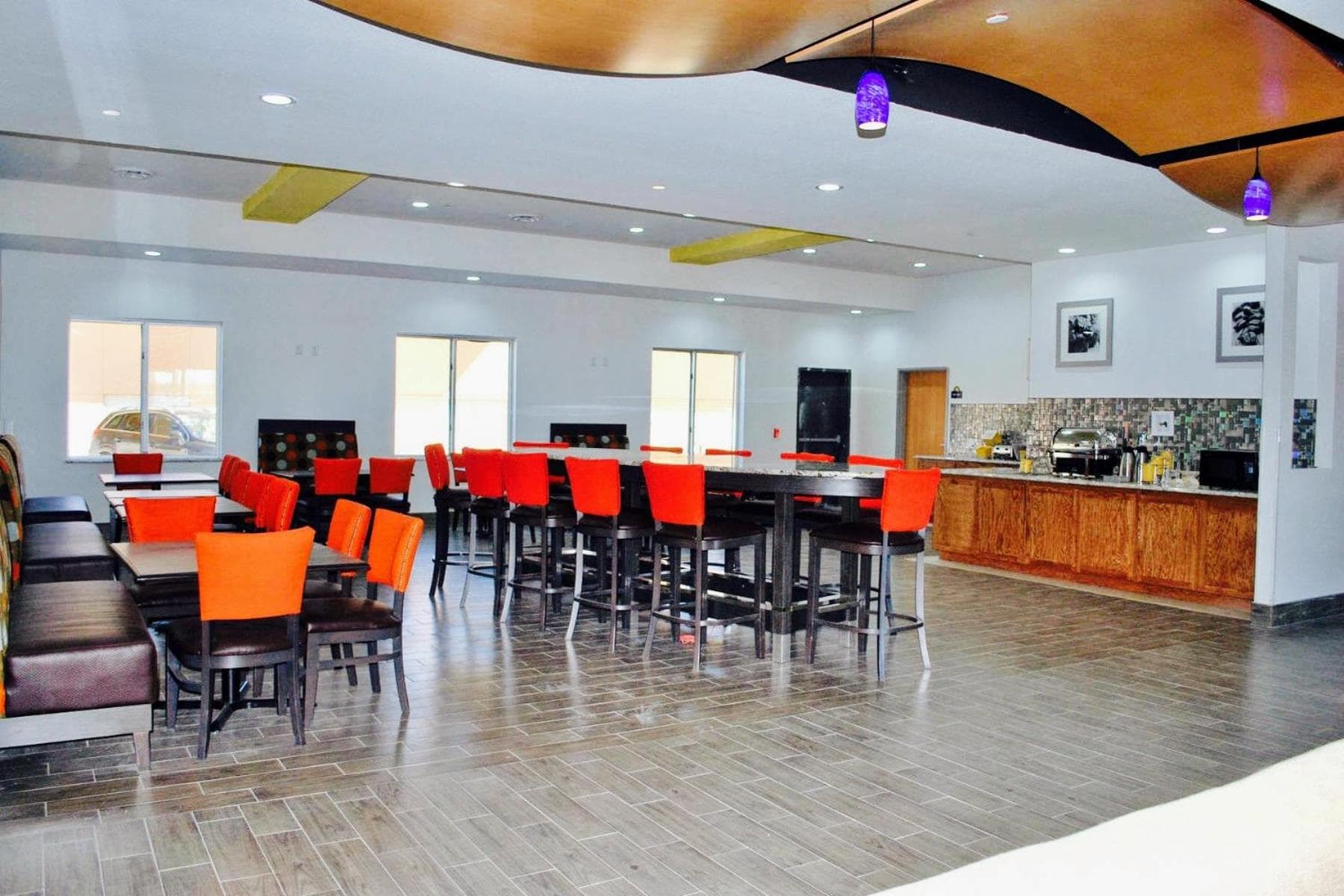 Days Inn & Suites by Wyndham Lubbock Medical Center gallery photo in Lubbock, TX — image 13