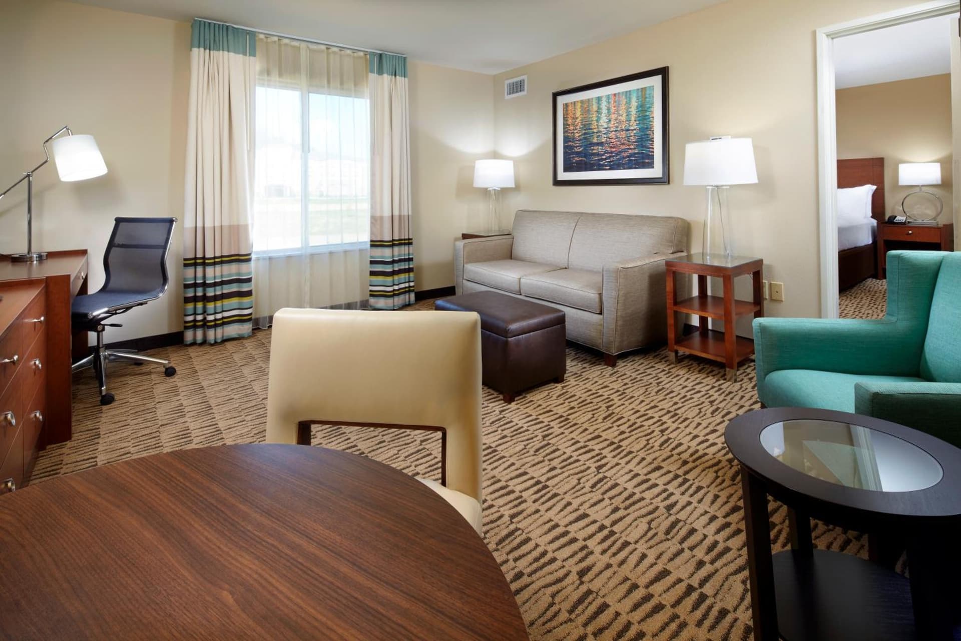 Hawthorn Suites by Wyndham Wheeling at The Highlands interior in Triadelphia, WV — gallery photo 2