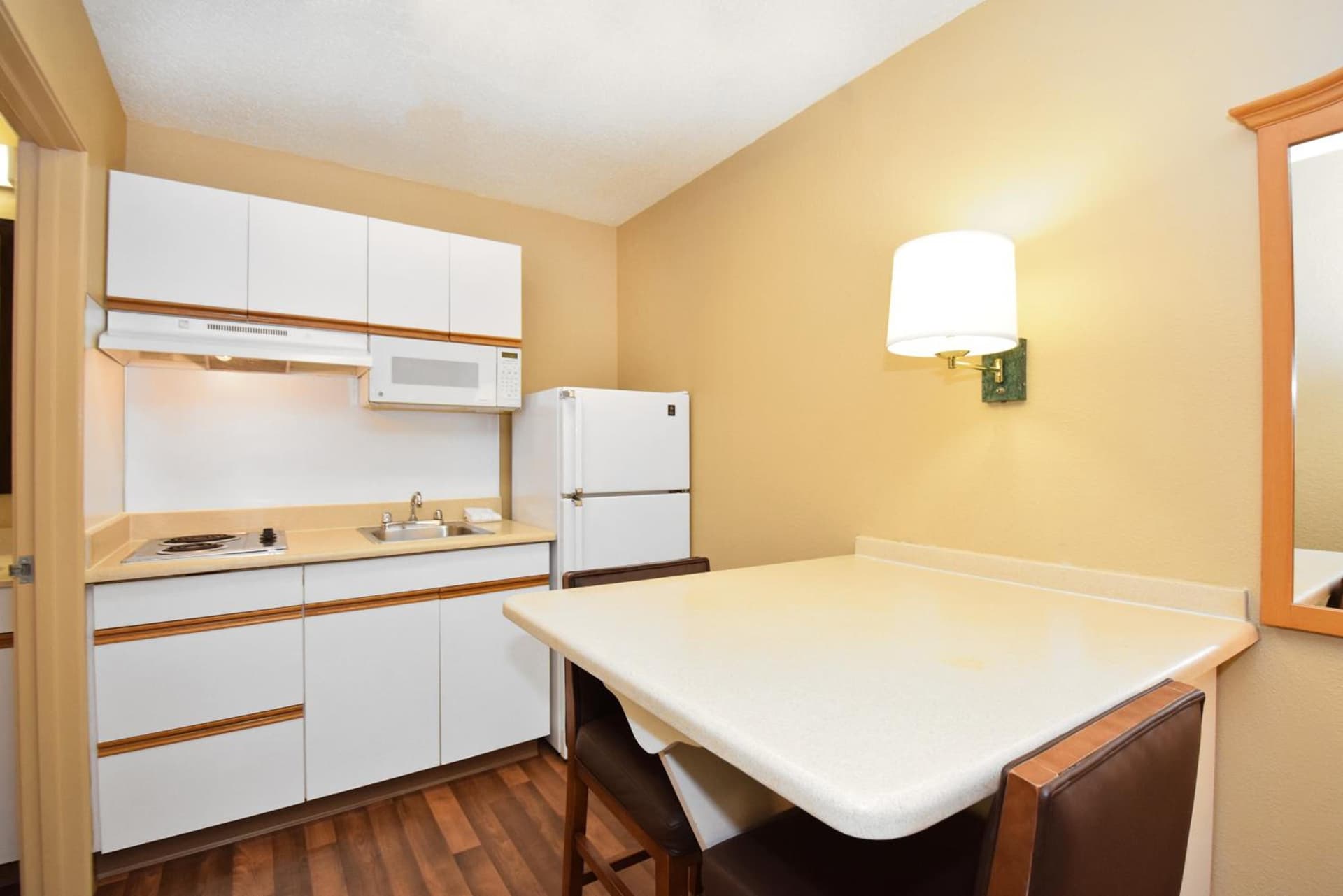 Extended Stay America Suites - San Jose - Sunnyvale gallery photo in Sunnyvale, CA — image 14