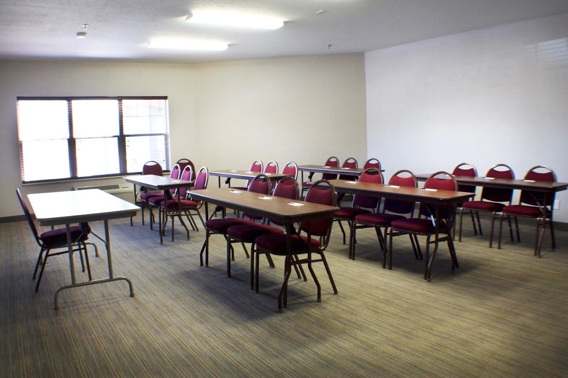 Country Inn & Suites by Radisson, Appleton Airport - Fox River Mall Area gallery photo in Appleton, WI — image 25
