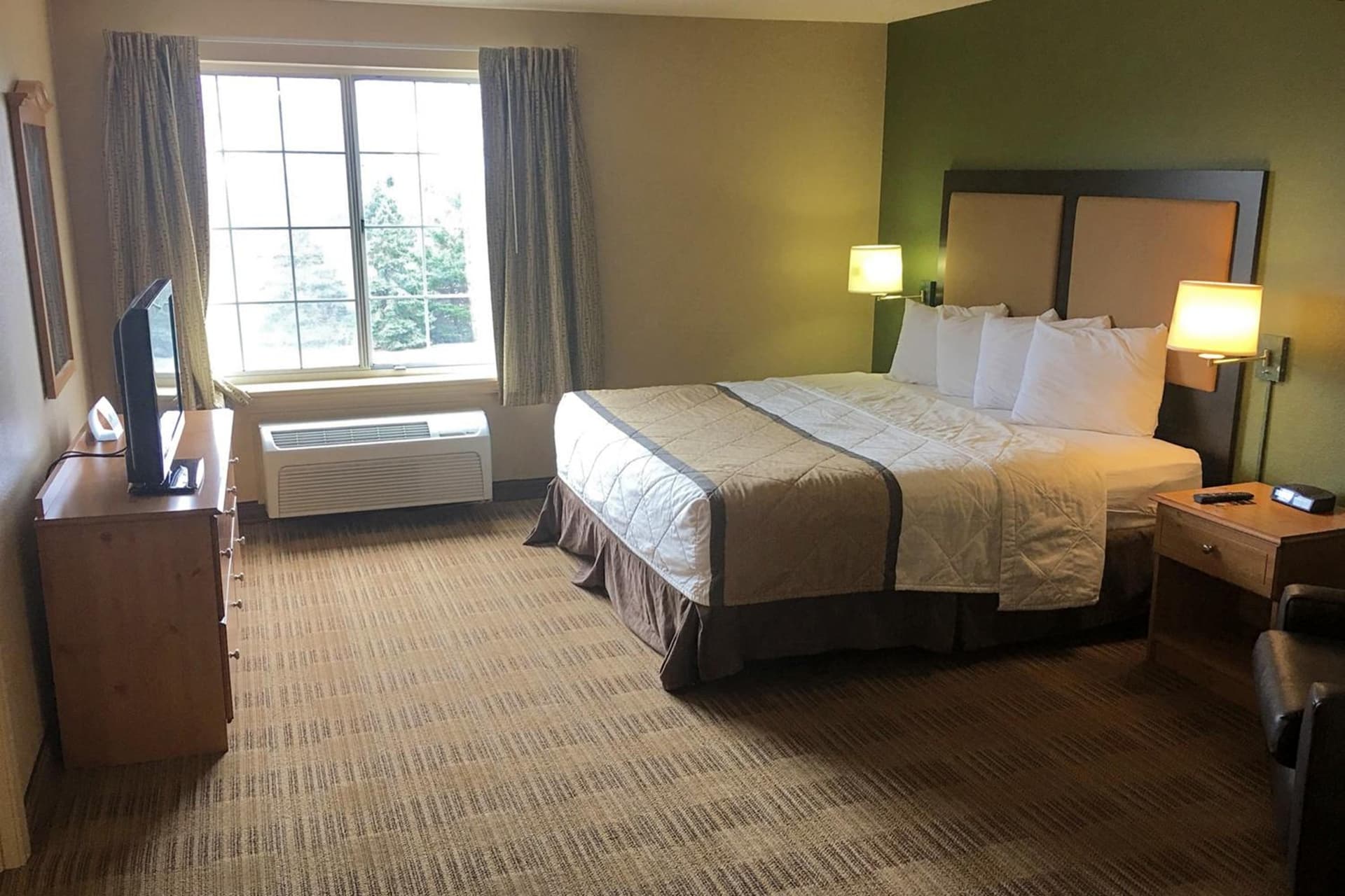 Extended Stay America Suites - North Chesterfield - Arboretum gallery photo in Richmond, VA — image 8