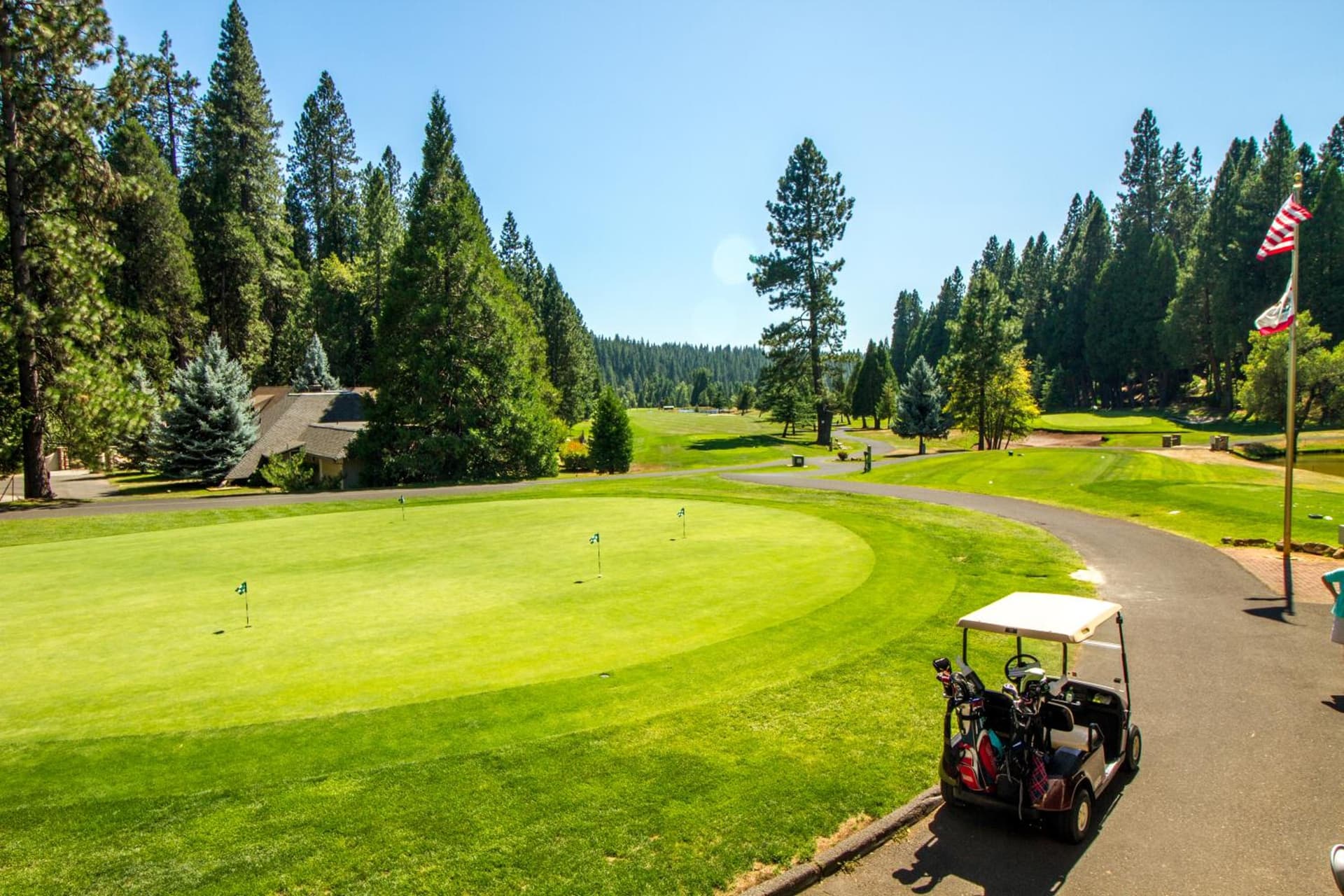 Mountain Retreat Resort, a VRI resort interior in Arnold, CA — gallery photo 2