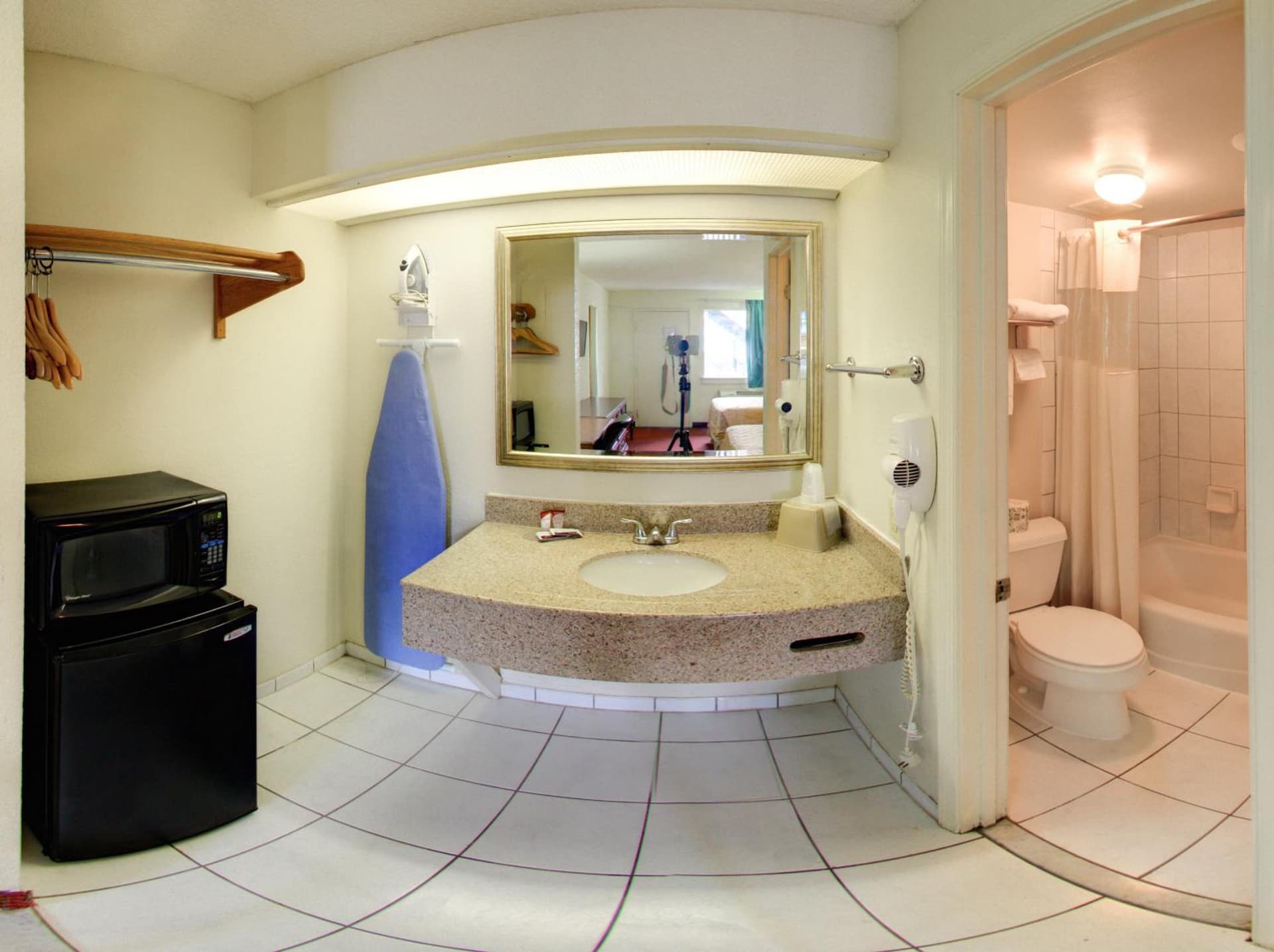 Key West Inn - Newport News gallery photo in Newport News, VA — image 15