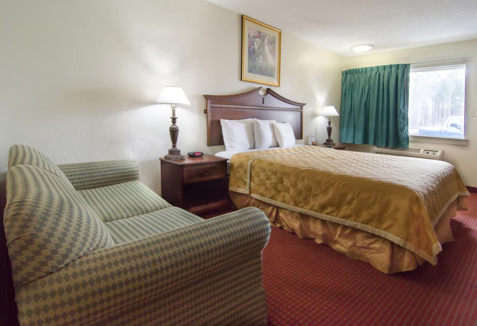 Key West Inn - Newport News property views in Newport News, VA — gallery photo 3