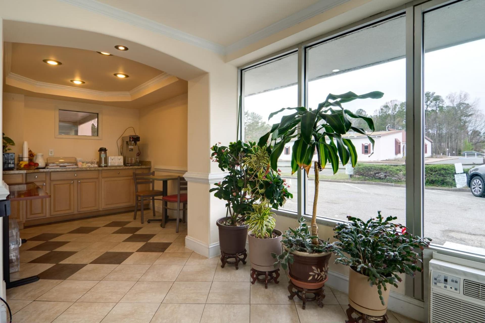Key West Inn - Newport News gallery photo in Newport News, VA — image 6