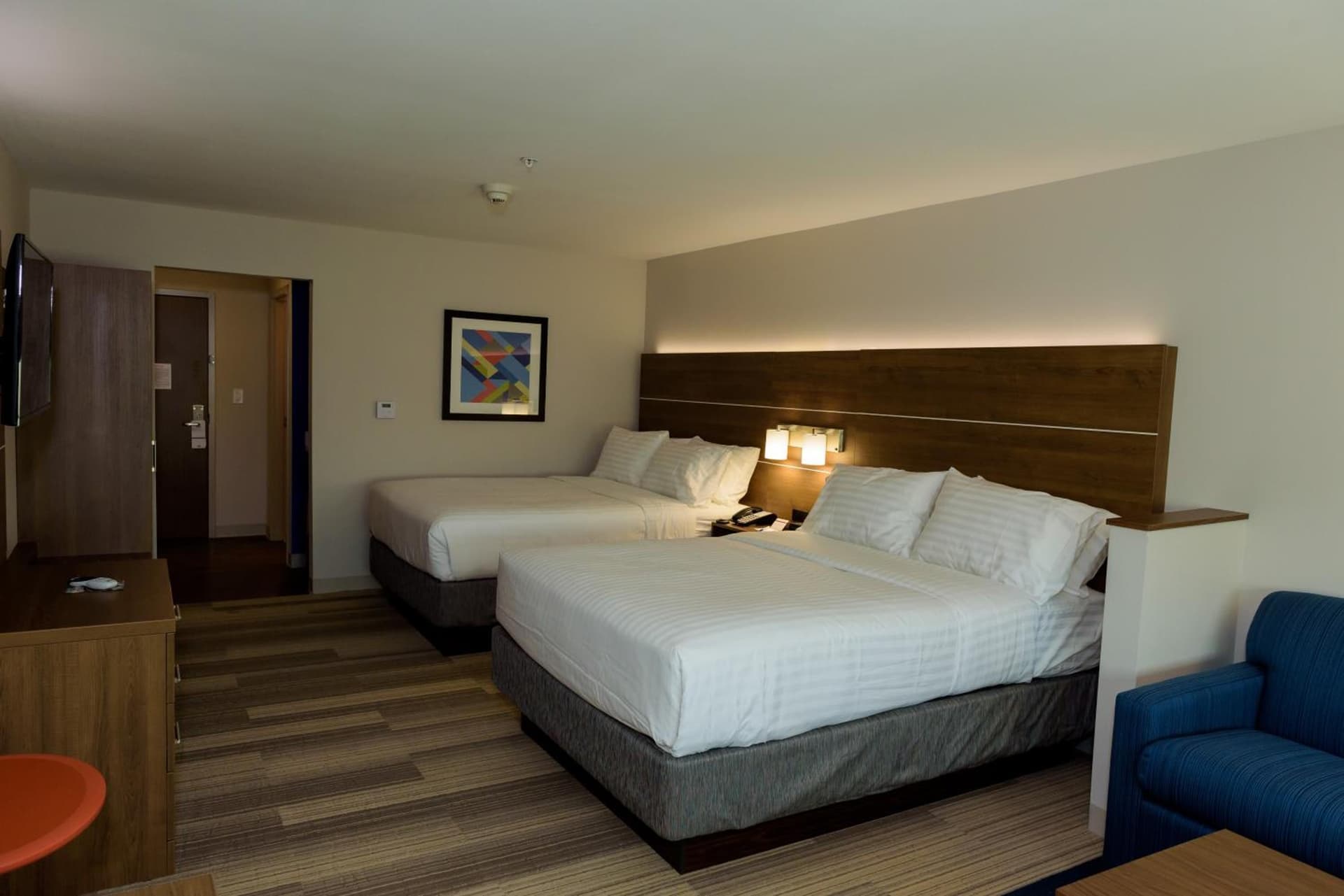 Holiday Inn Express & Suites McKinney - Frisco East by IHG interior in McKinney, TX — gallery photo 2