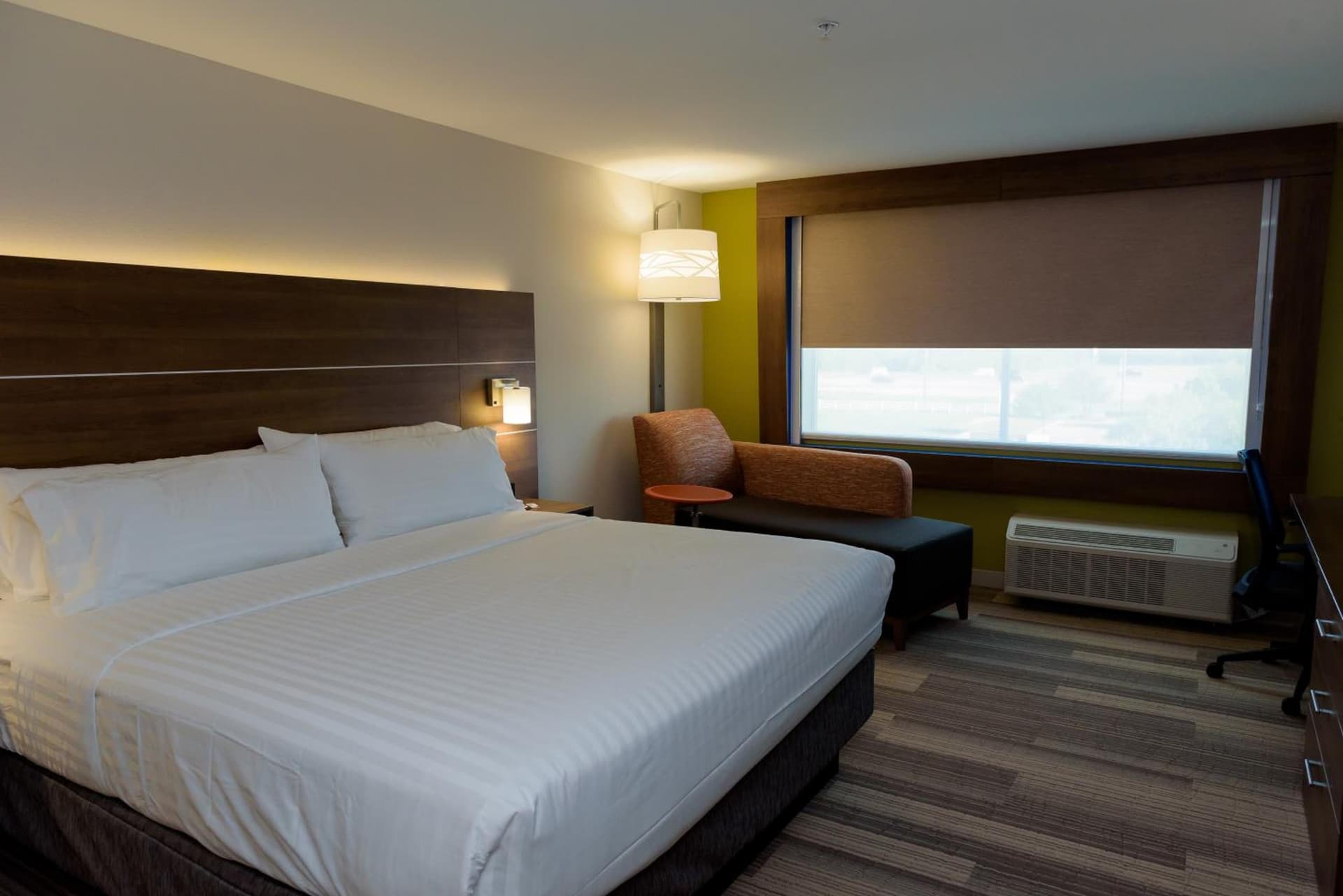 Holiday Inn Express & Suites McKinney - Frisco East by IHG property views in McKinney, TX — gallery photo 3
