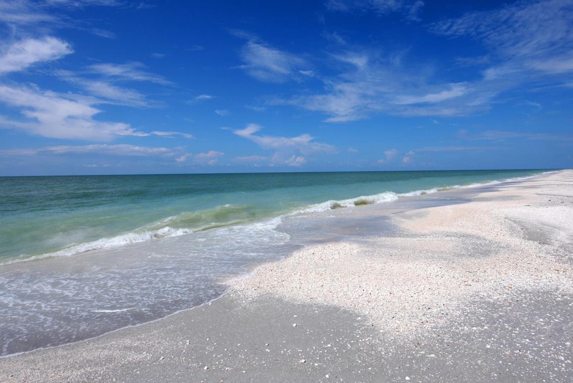 Island Inn property views in Sanibel, FL — gallery photo 3