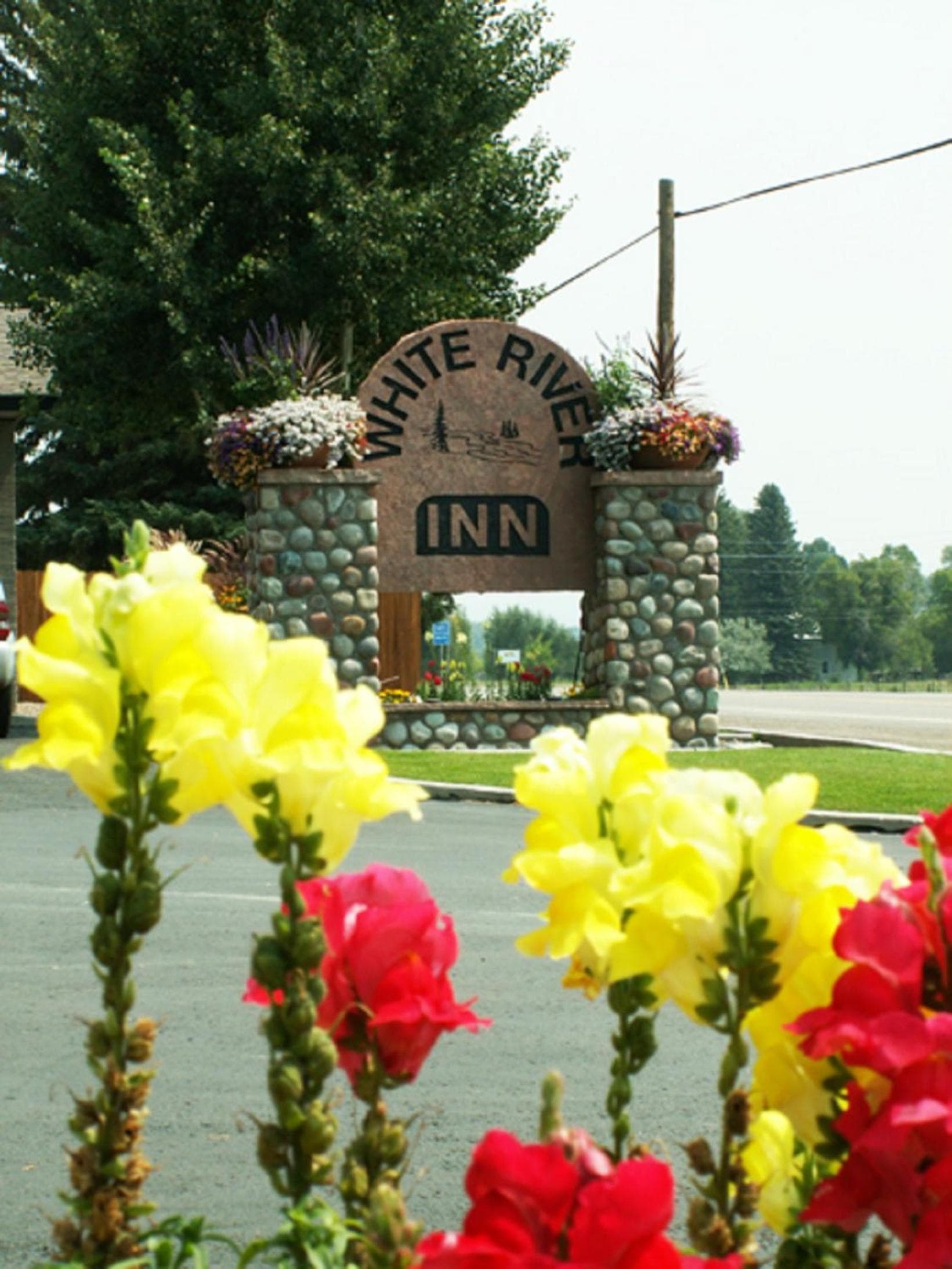 White River Inn property views in Meeker, CO — gallery photo 3