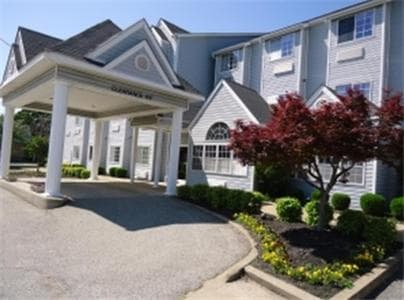 America's Best Value Inn and Suites - Jackson property views in Jackson, TN — gallery photo 3
