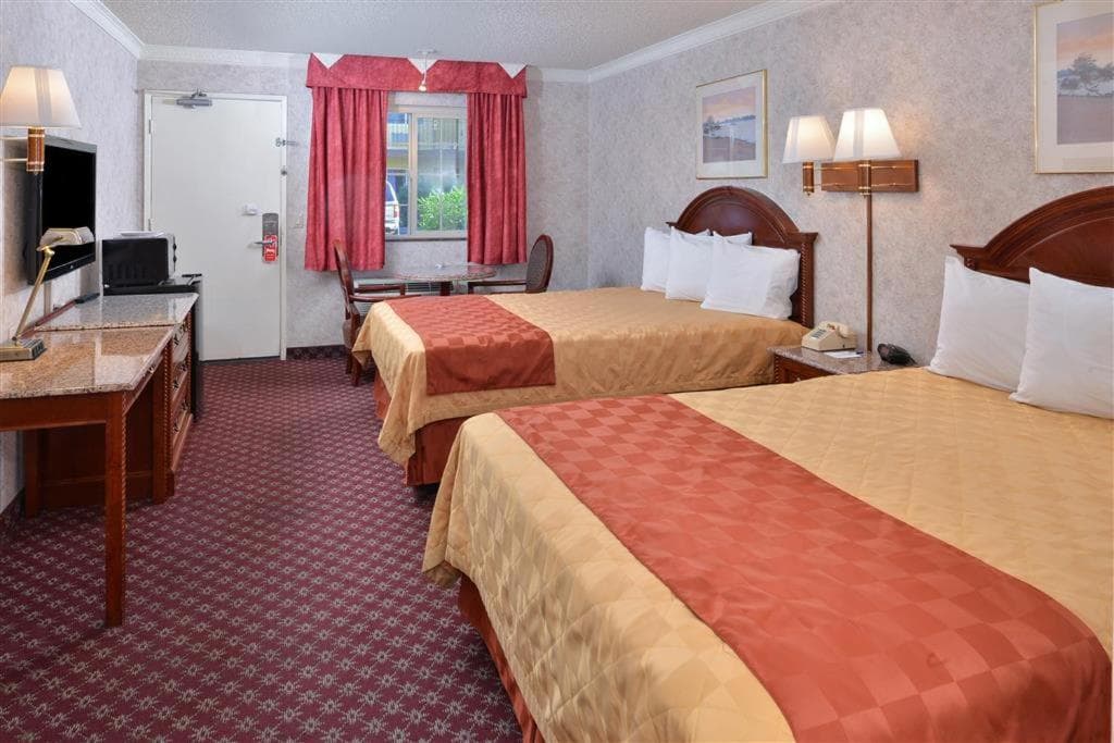 Americas Best Value Inn & Suites - Fontana gallery photo in Fontana, CA — image 6