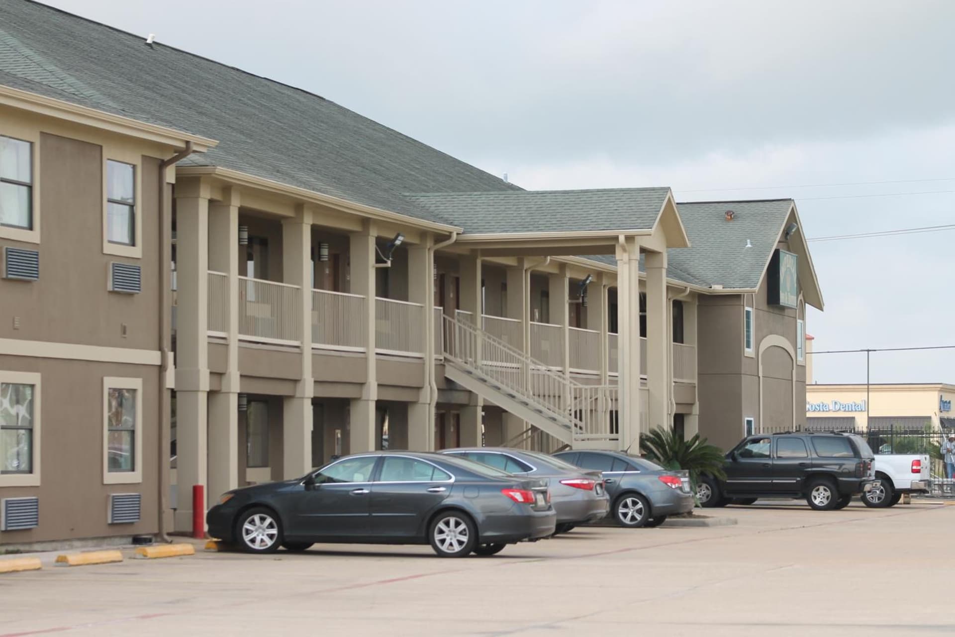 Quality Inn & Suites Port Arthur - Nederland gallery photo in Port Arthur, TX — image 10