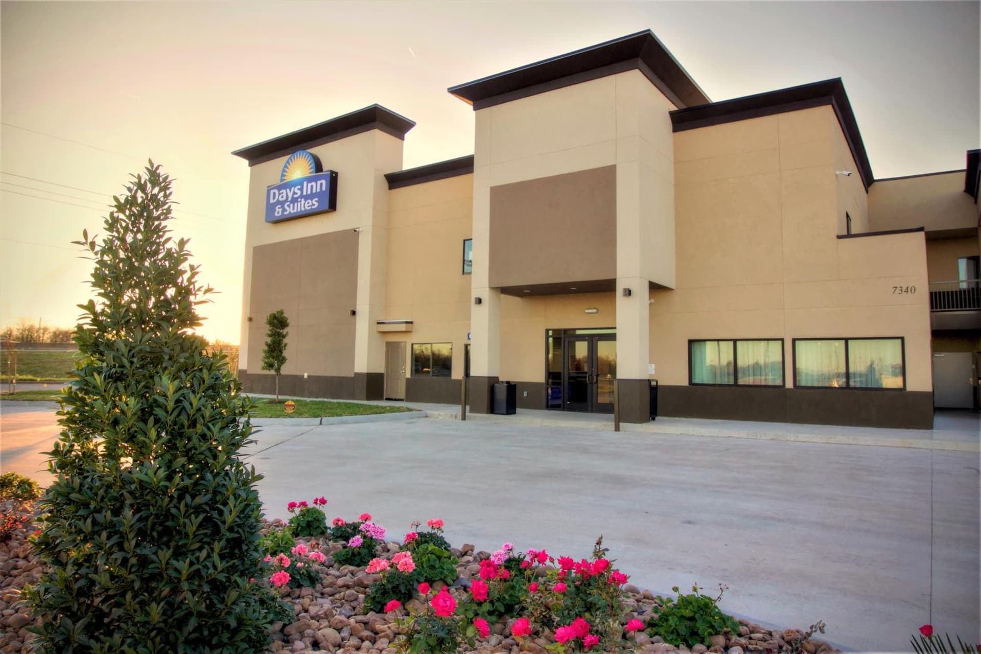 Days Inn & Suites by Wyndham Port Arthur gallery photo in Port Arthur, TX — image 34