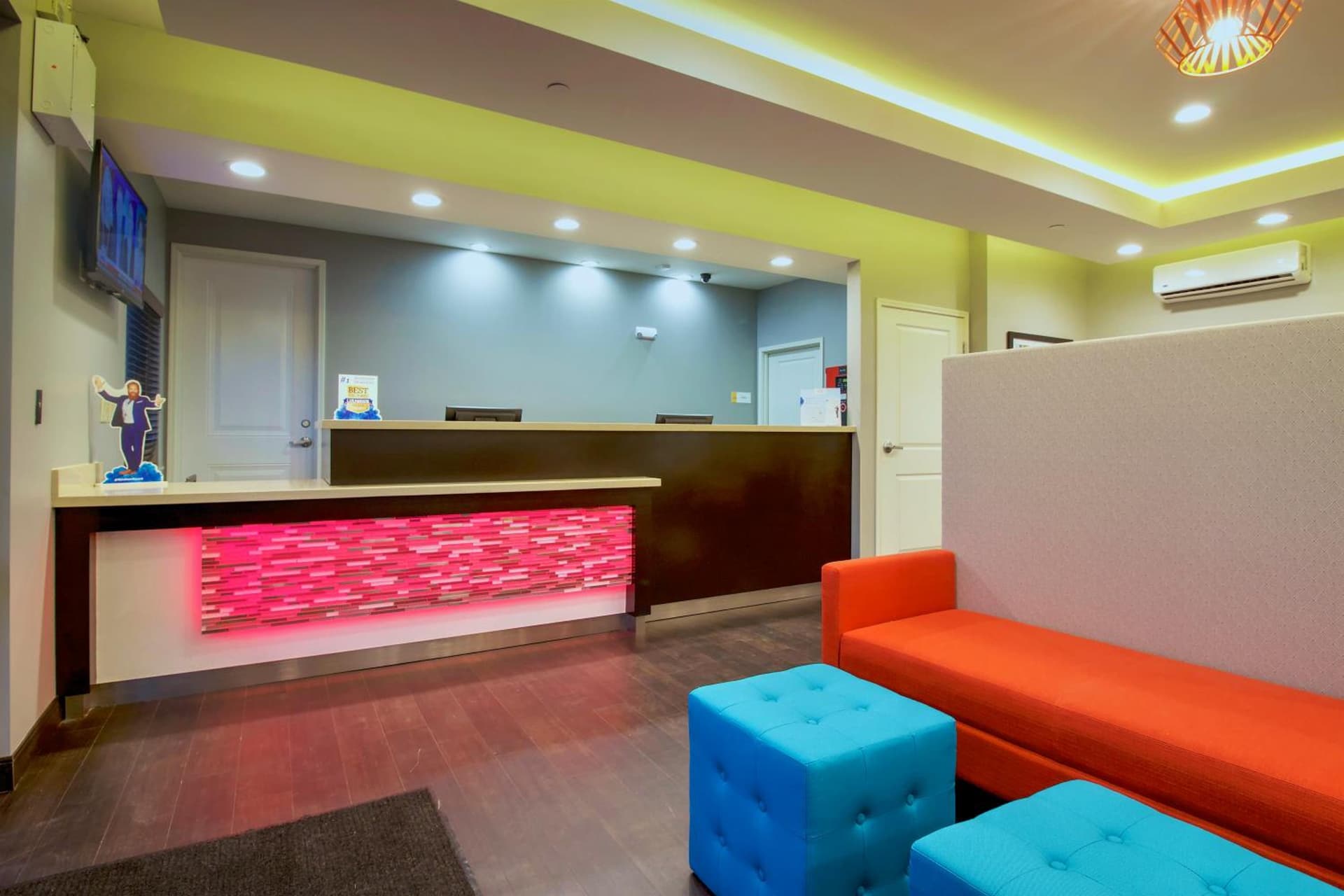 Days Inn & Suites by Wyndham Port Arthur gallery photo in Port Arthur, TX — image 27