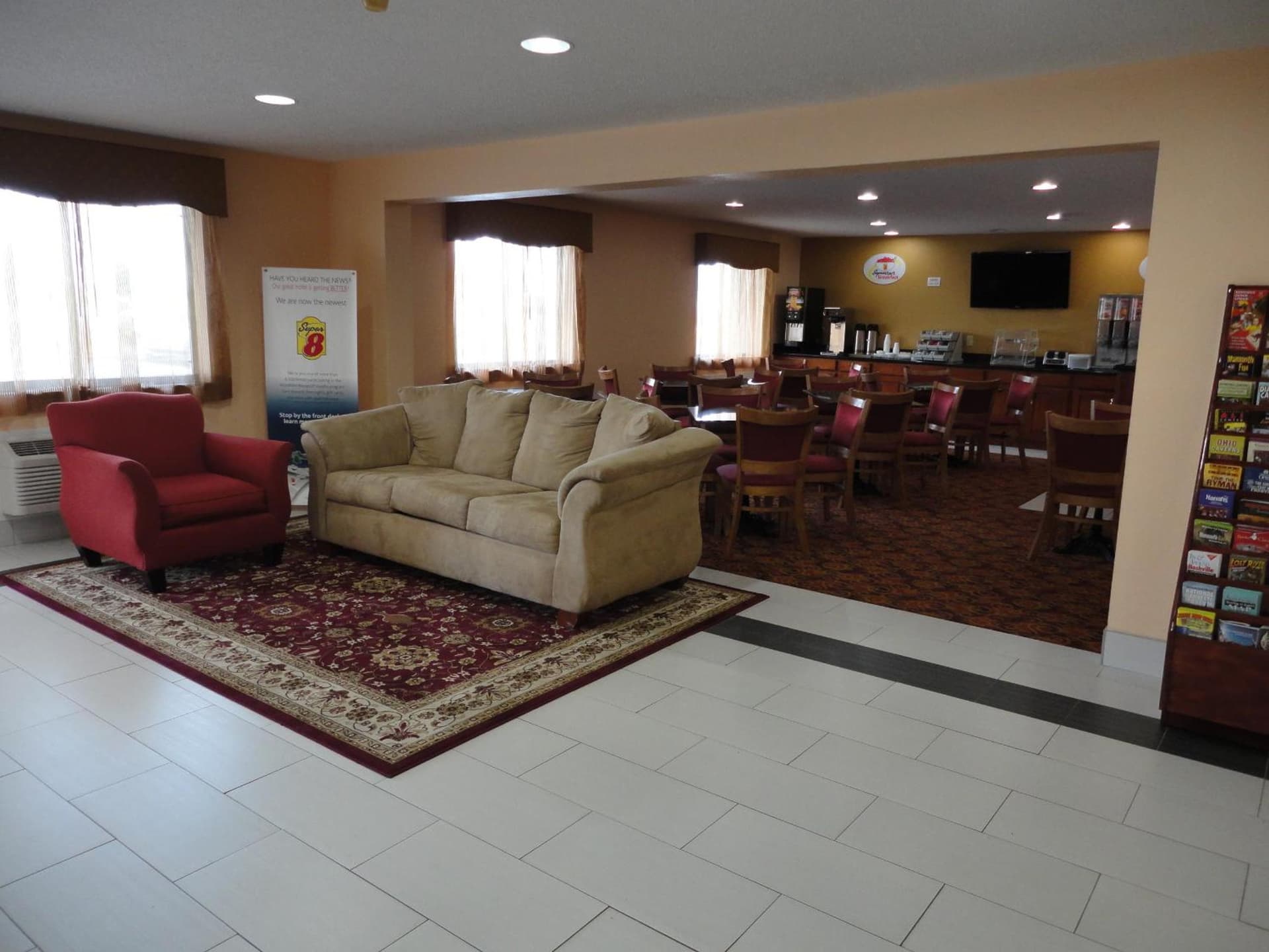 Super 8 South by Wyndham gallery photo in Bowling Green, KY — image 32